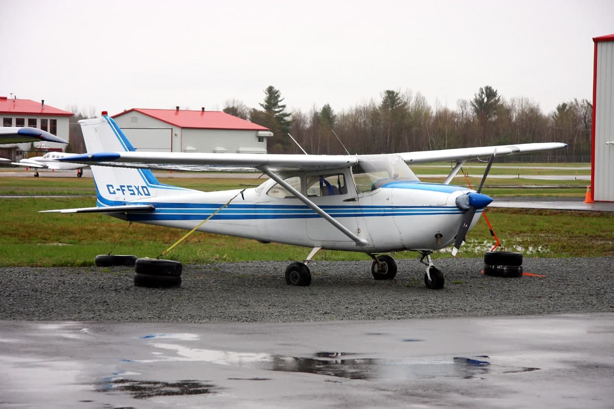 C-FSXD — Cessna