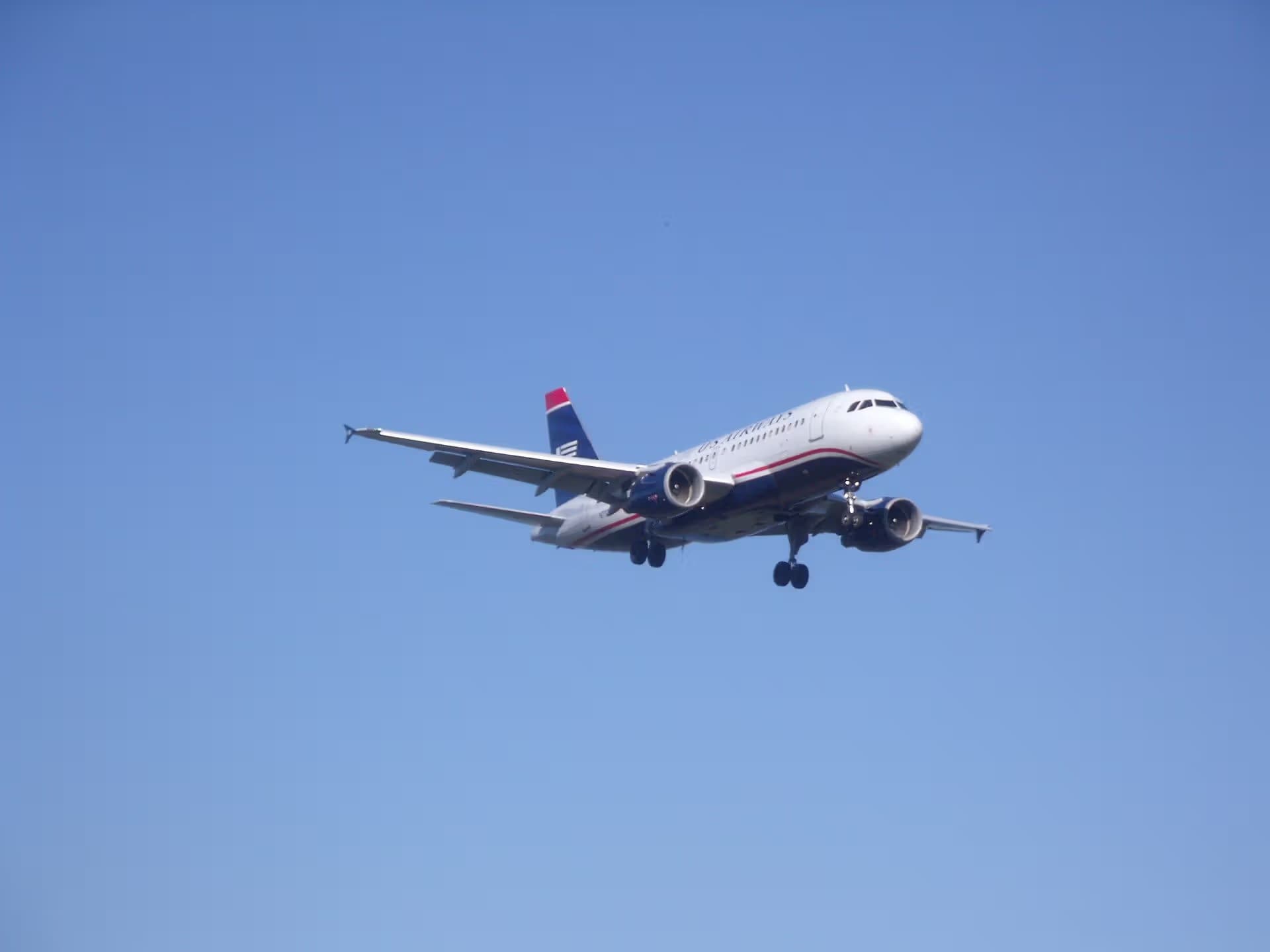 N737US — Airbus