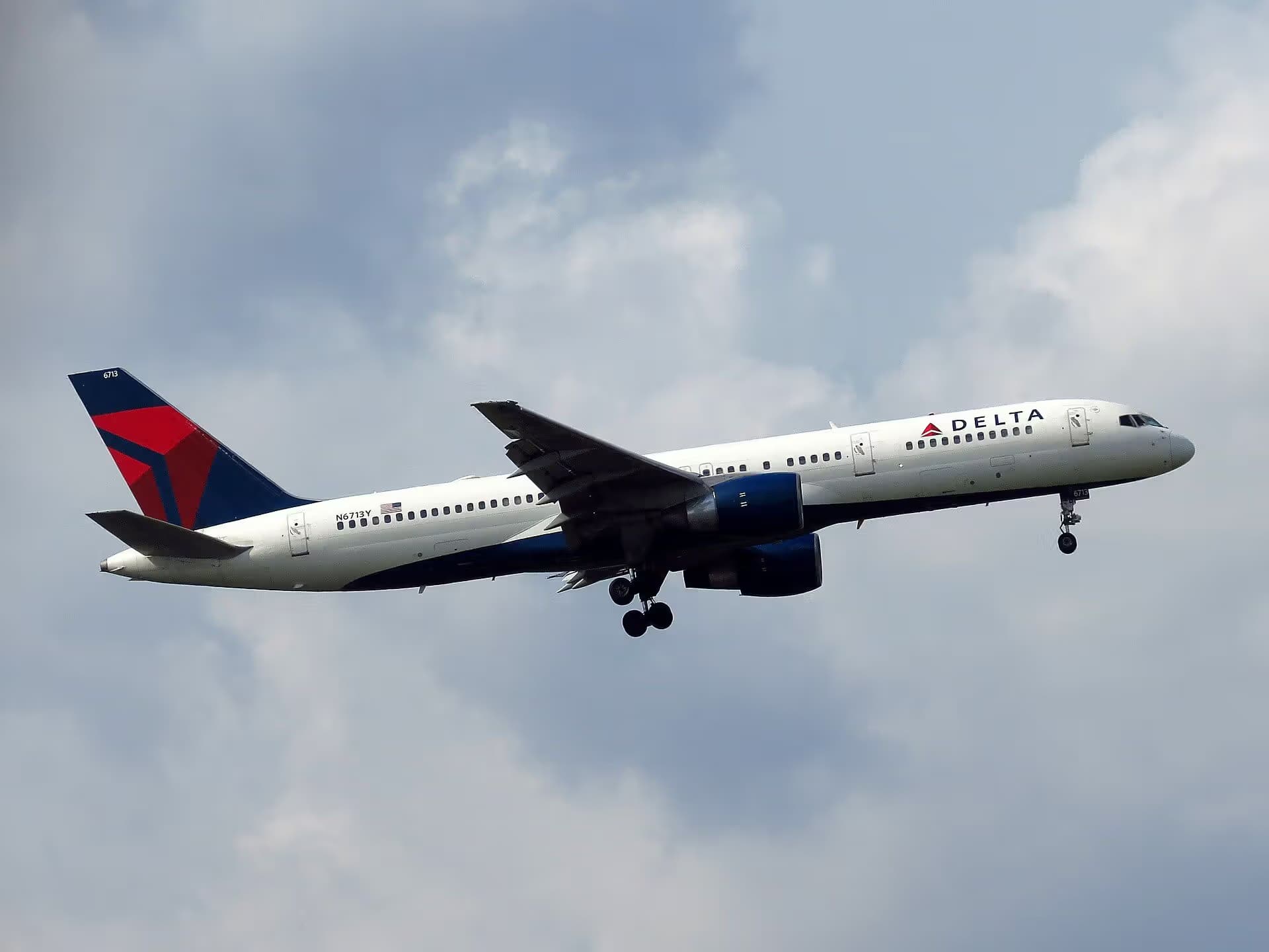 N6713Y — Boeing