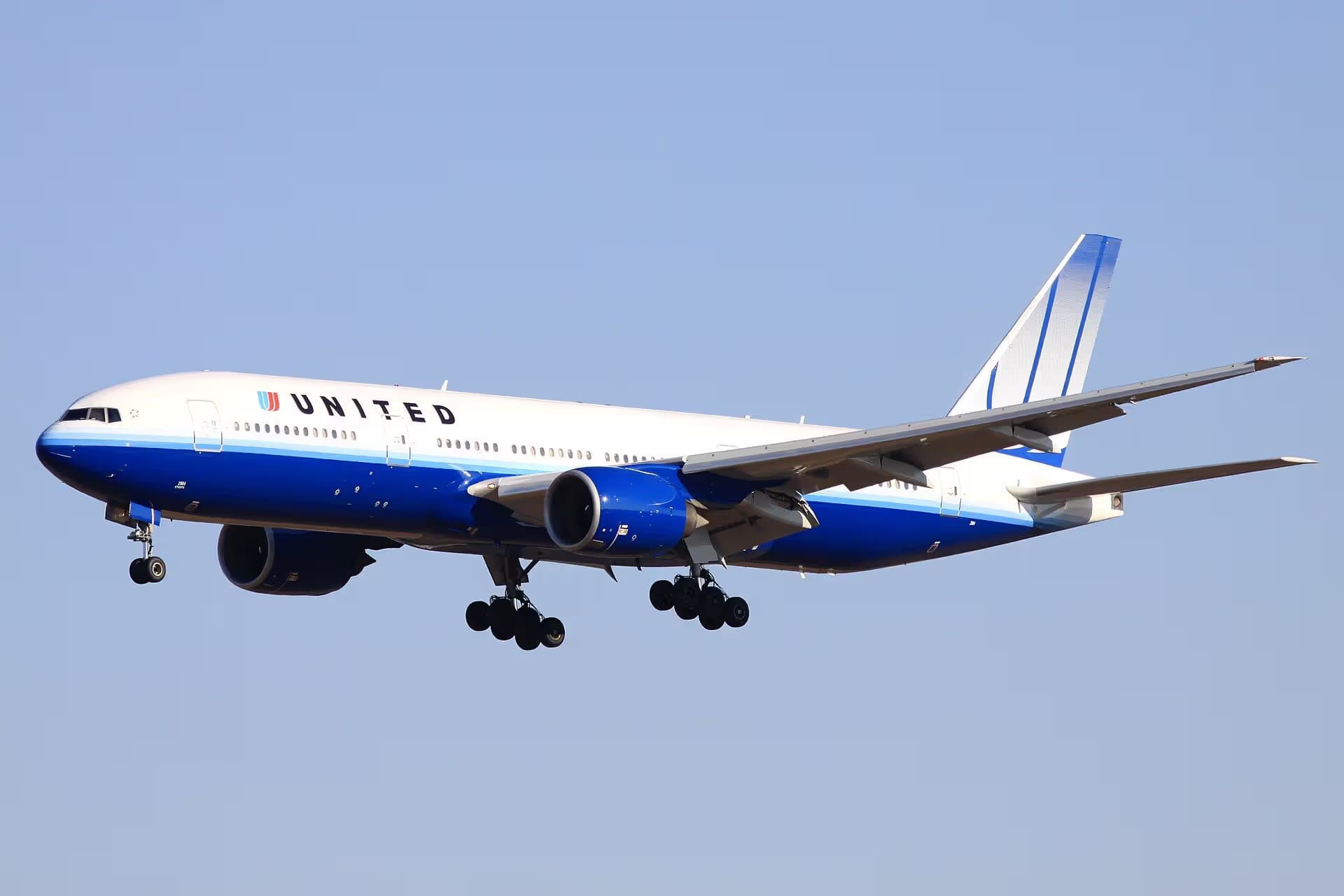 N784UA — Boeing