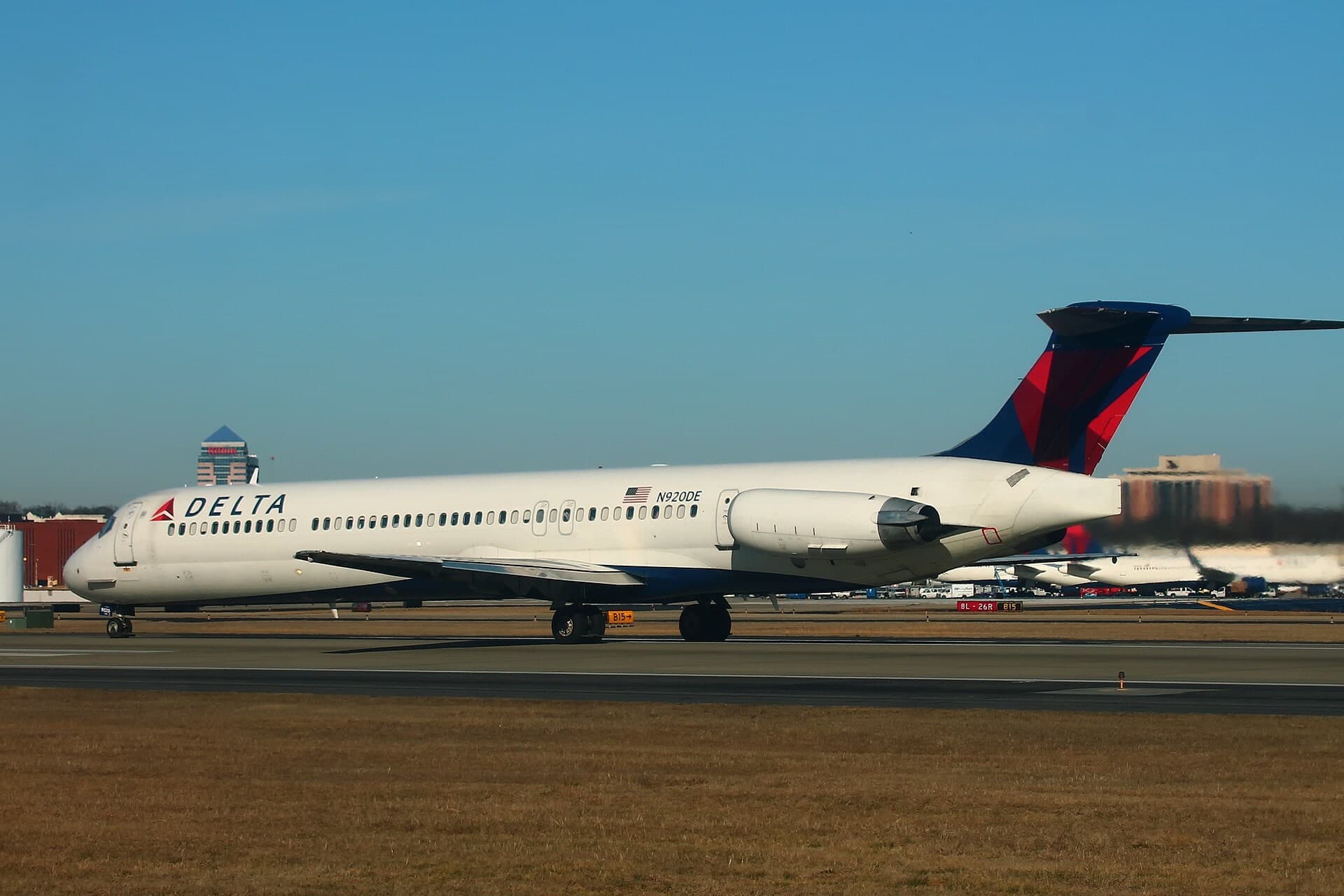 N920DE — Aircraft