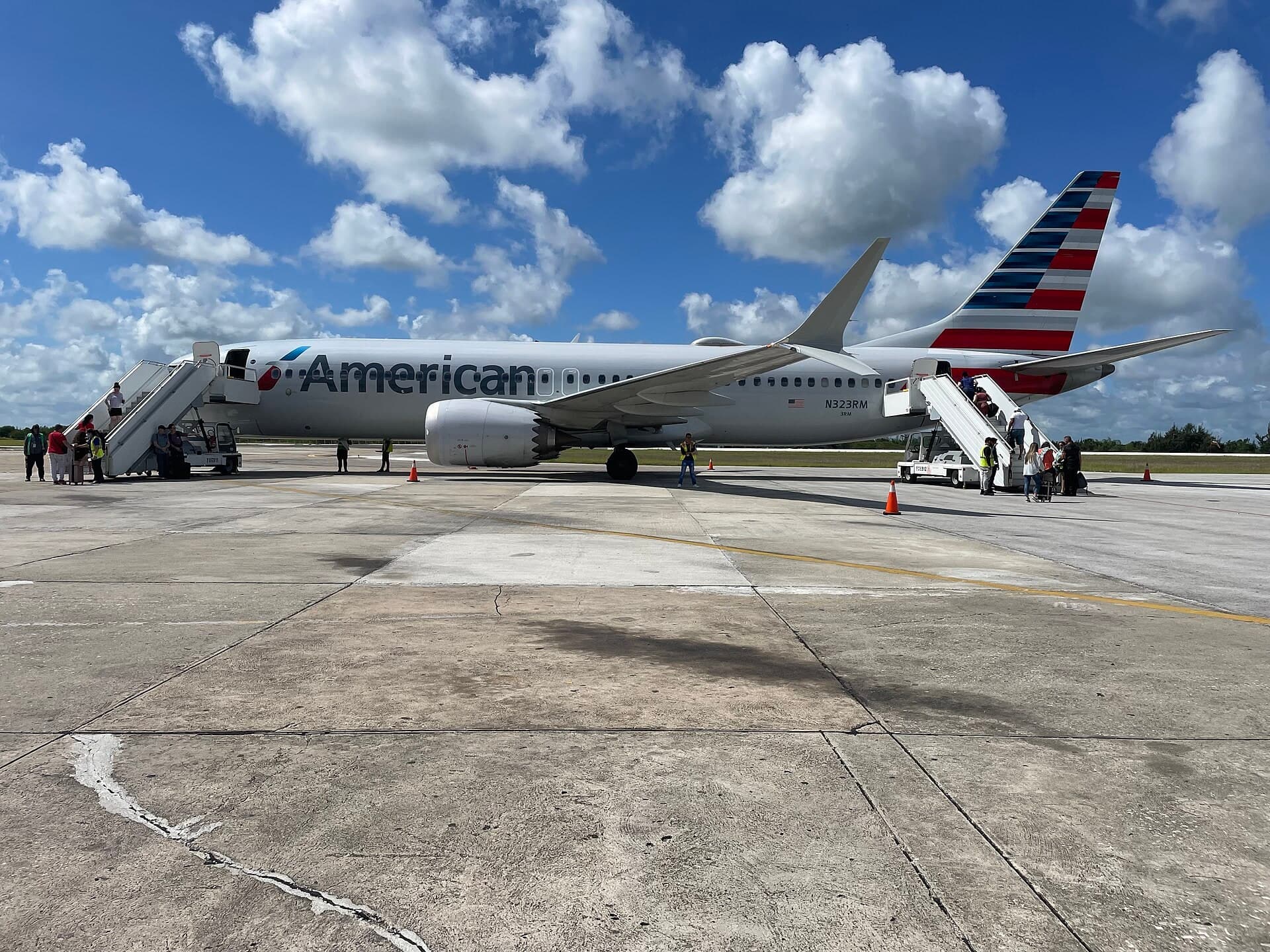 N323RM — Boeing