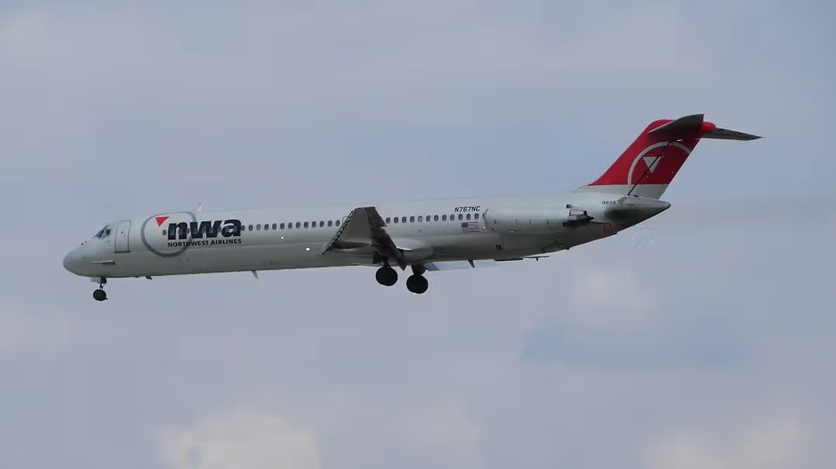 N767NC — Douglas