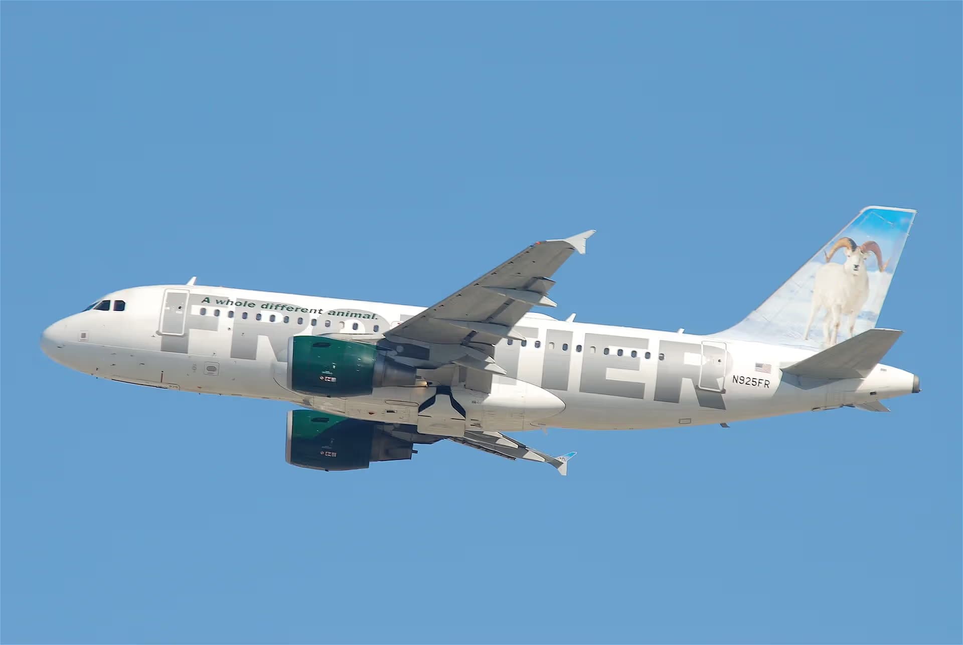 N925FR — Twin-engine aircraft
