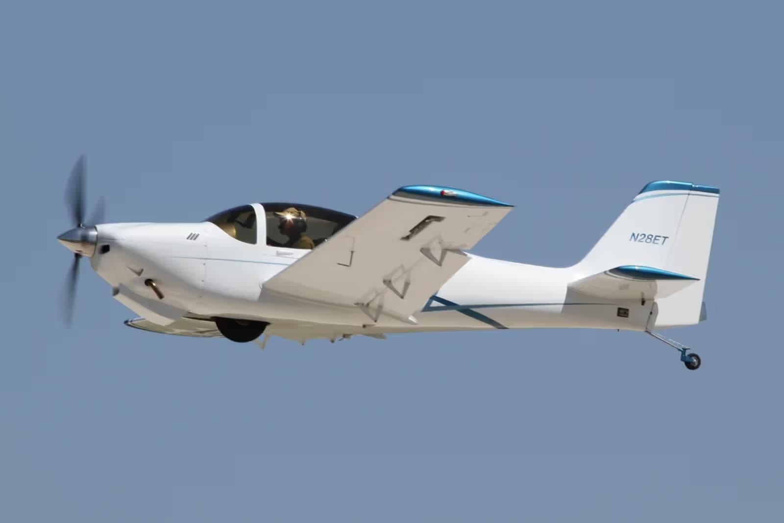 N28ET — Single-engine aircraft