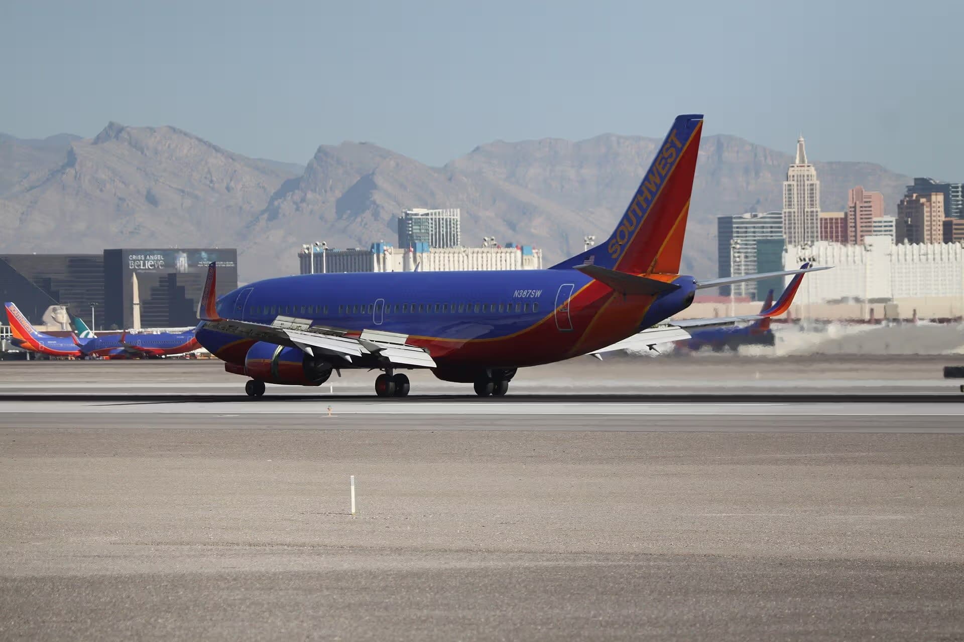 N387SW — Twin-engine aircraft