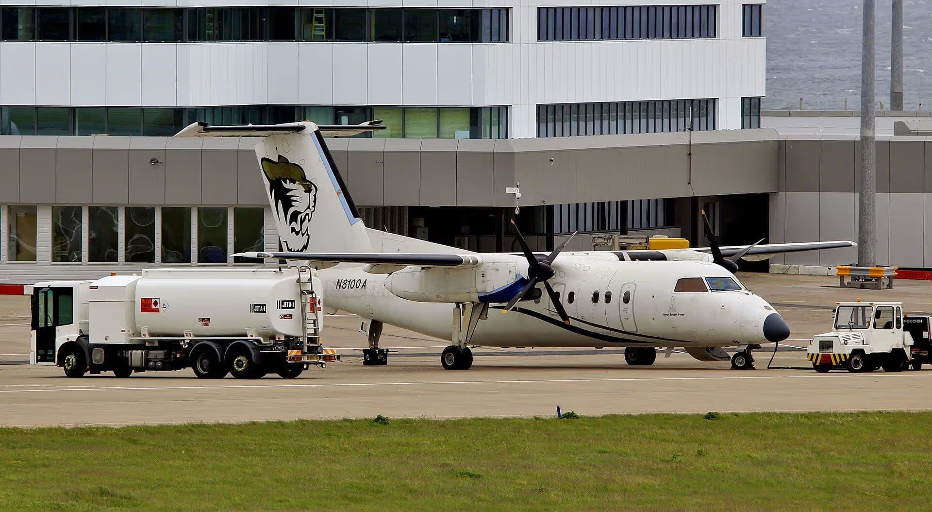 N8100A — Aircraft