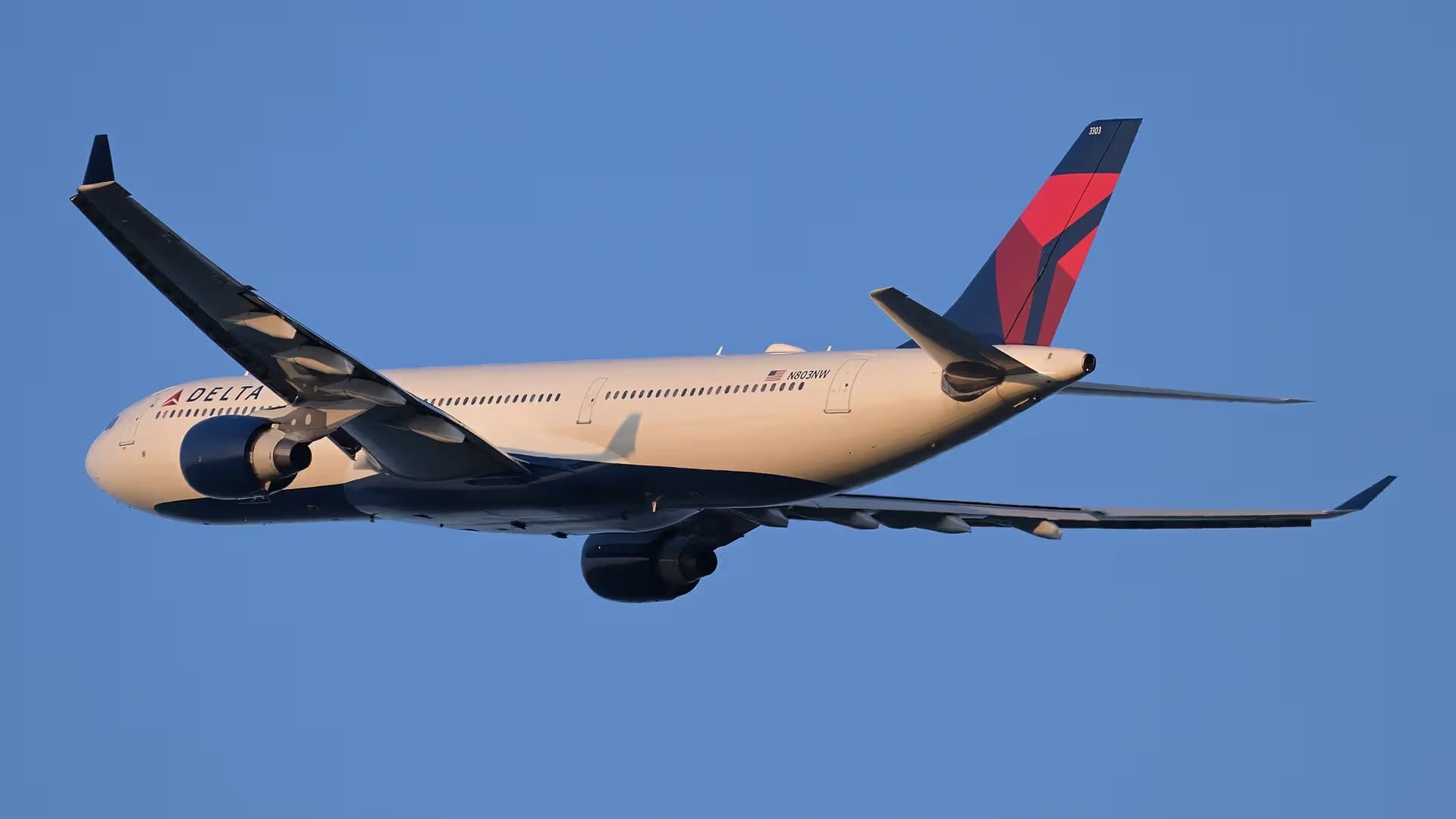 N803NW — Airbus