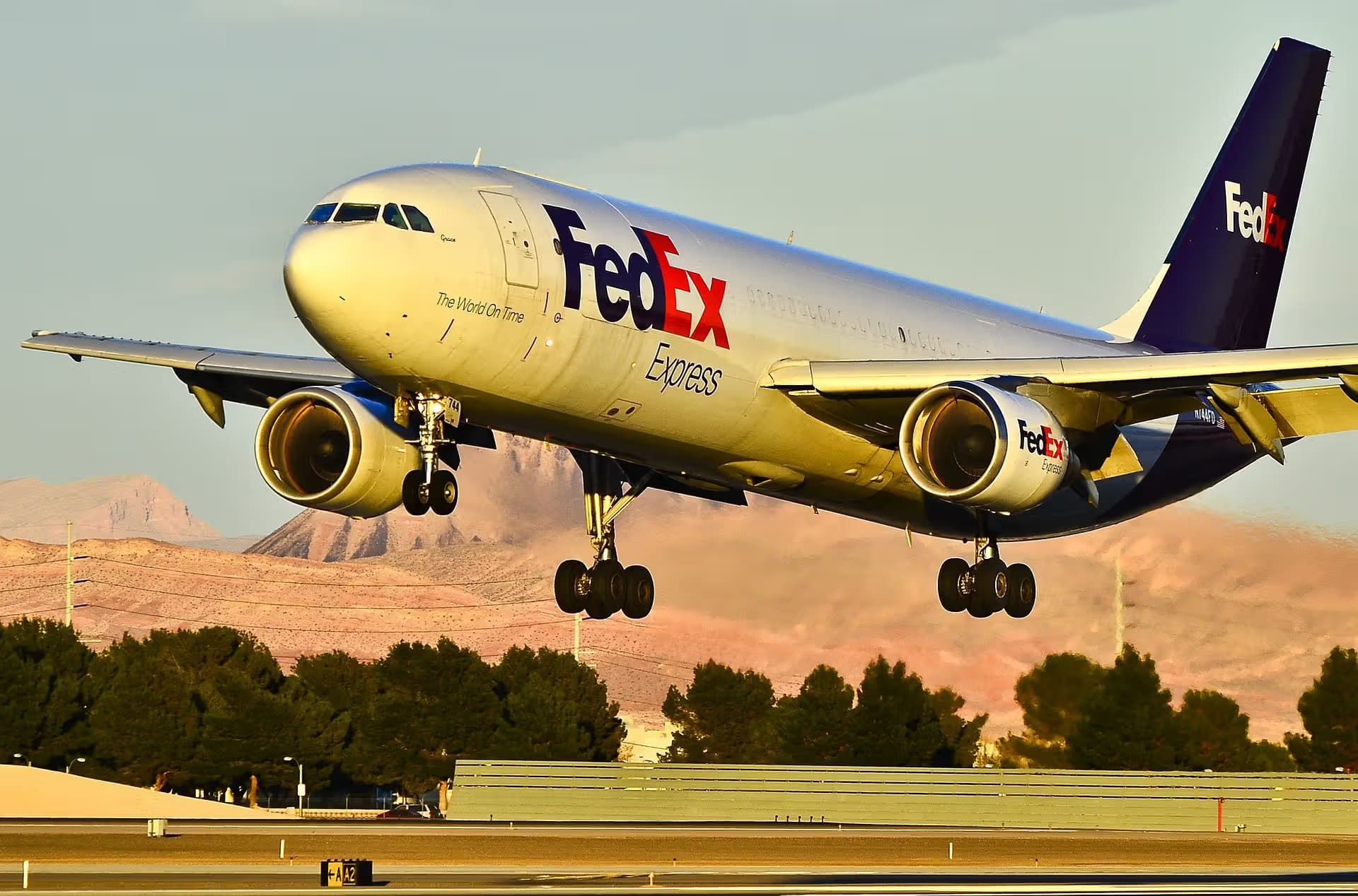 N744FD — Twin-engine aircraft