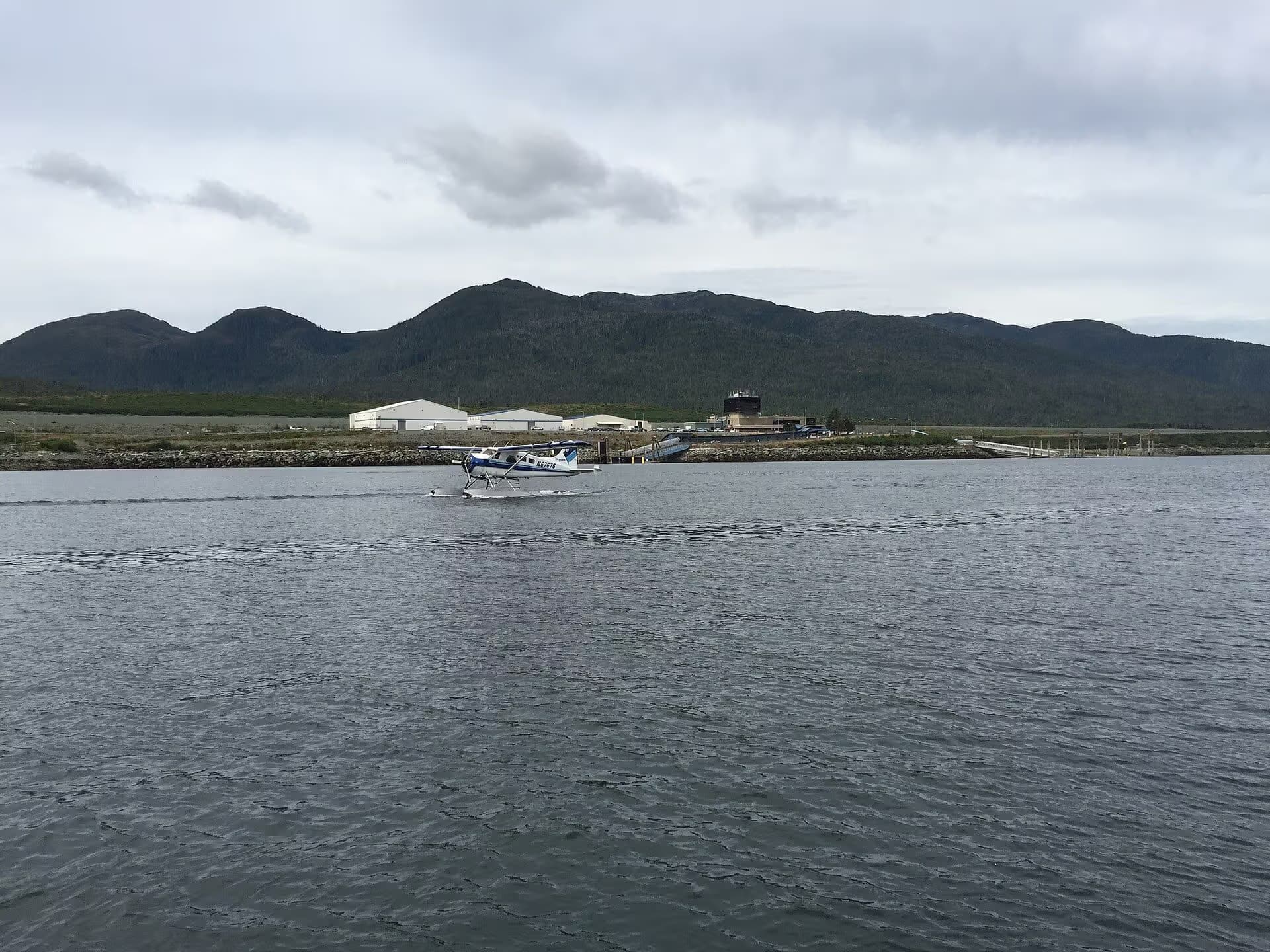 N67676 — De Havilland