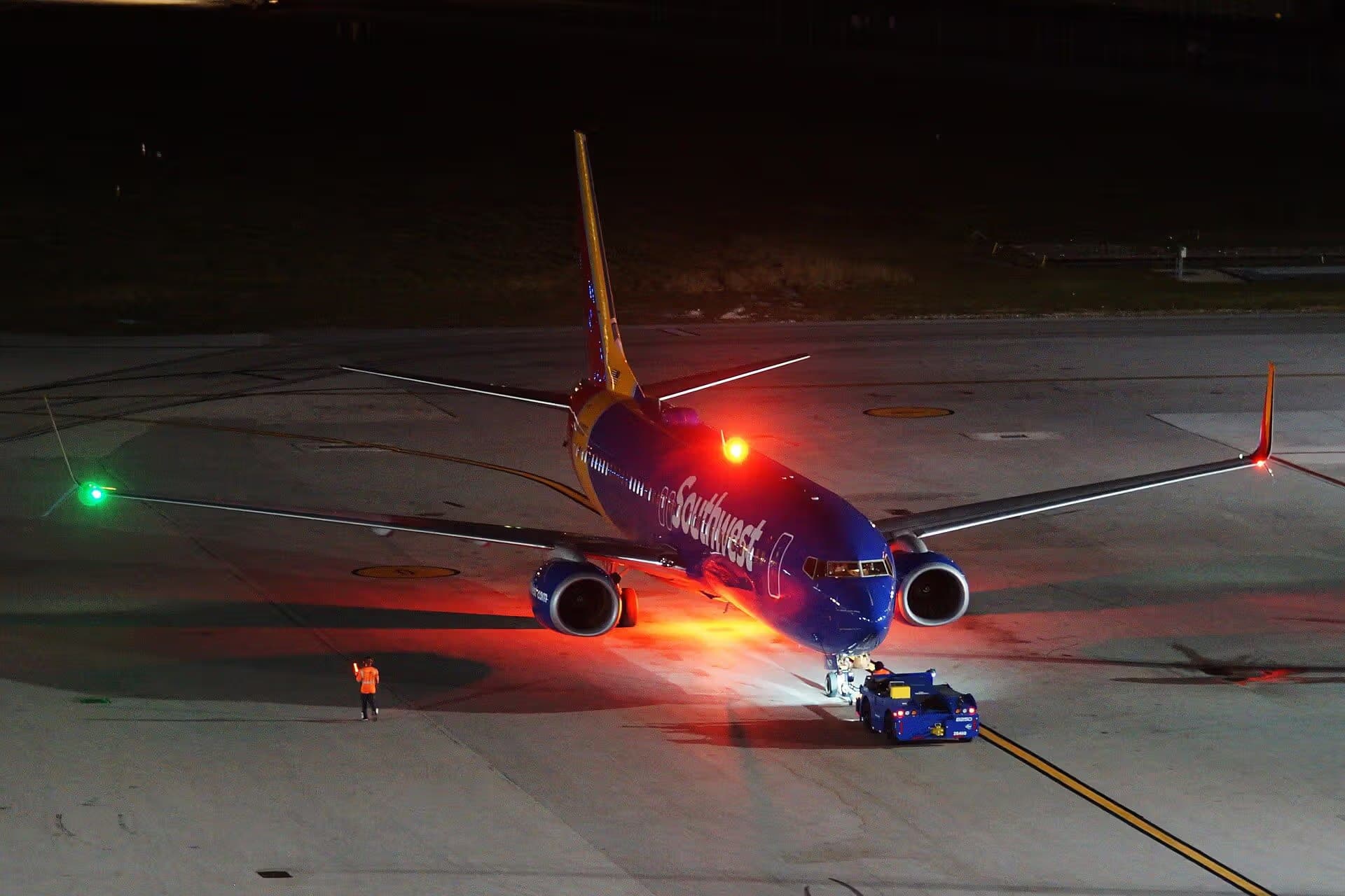 N8659D — Twin-engine aircraft