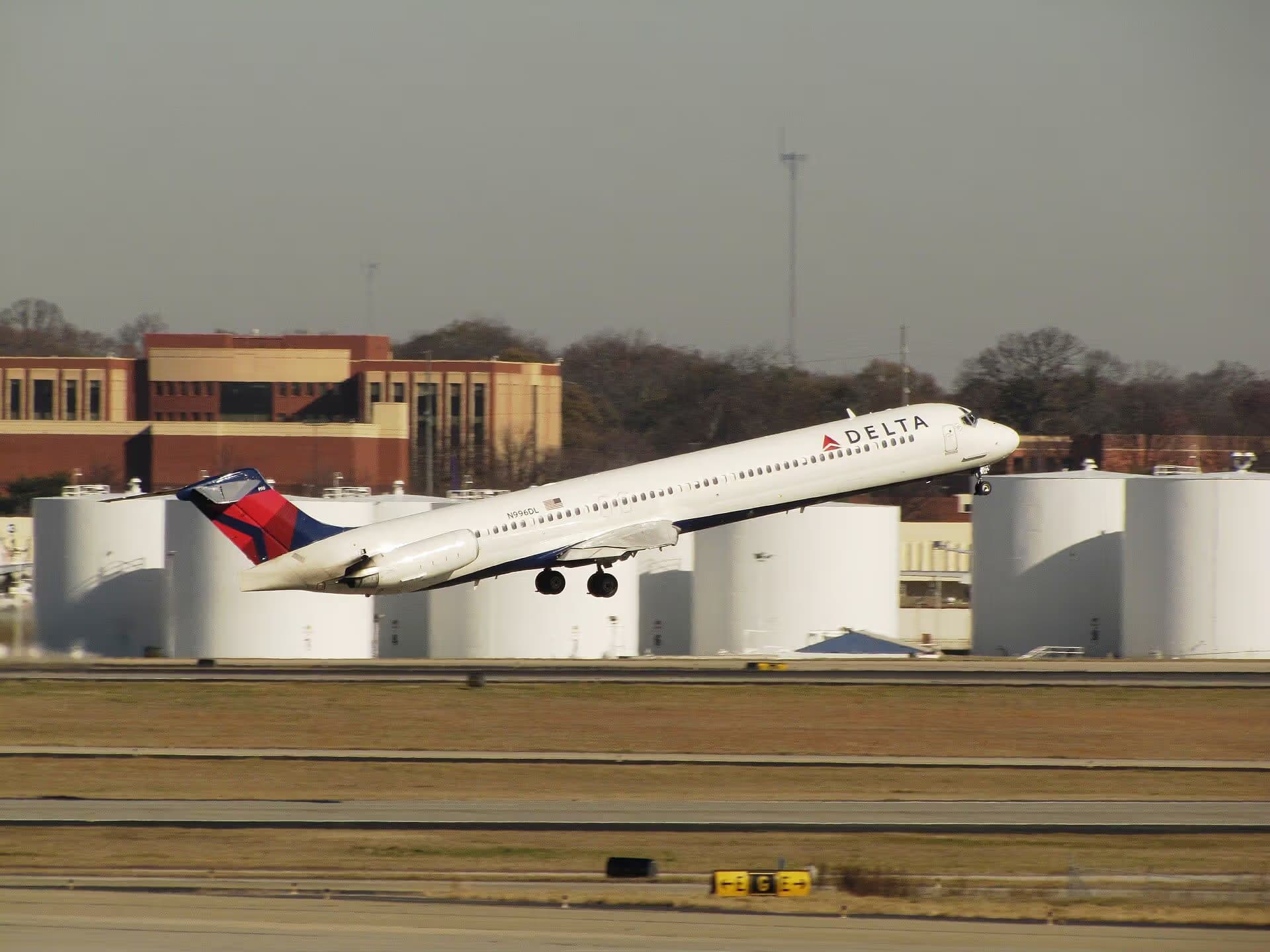 N996DL — Aircraft