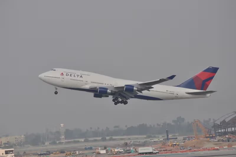 N672US — Boeing