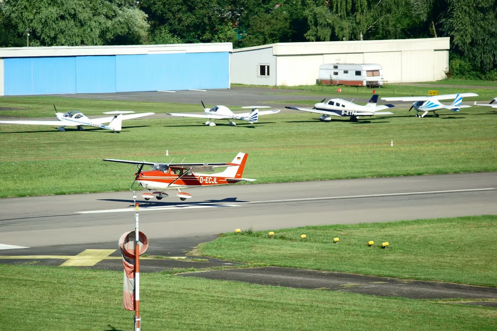D-ECJL — Single-engine aircraft
