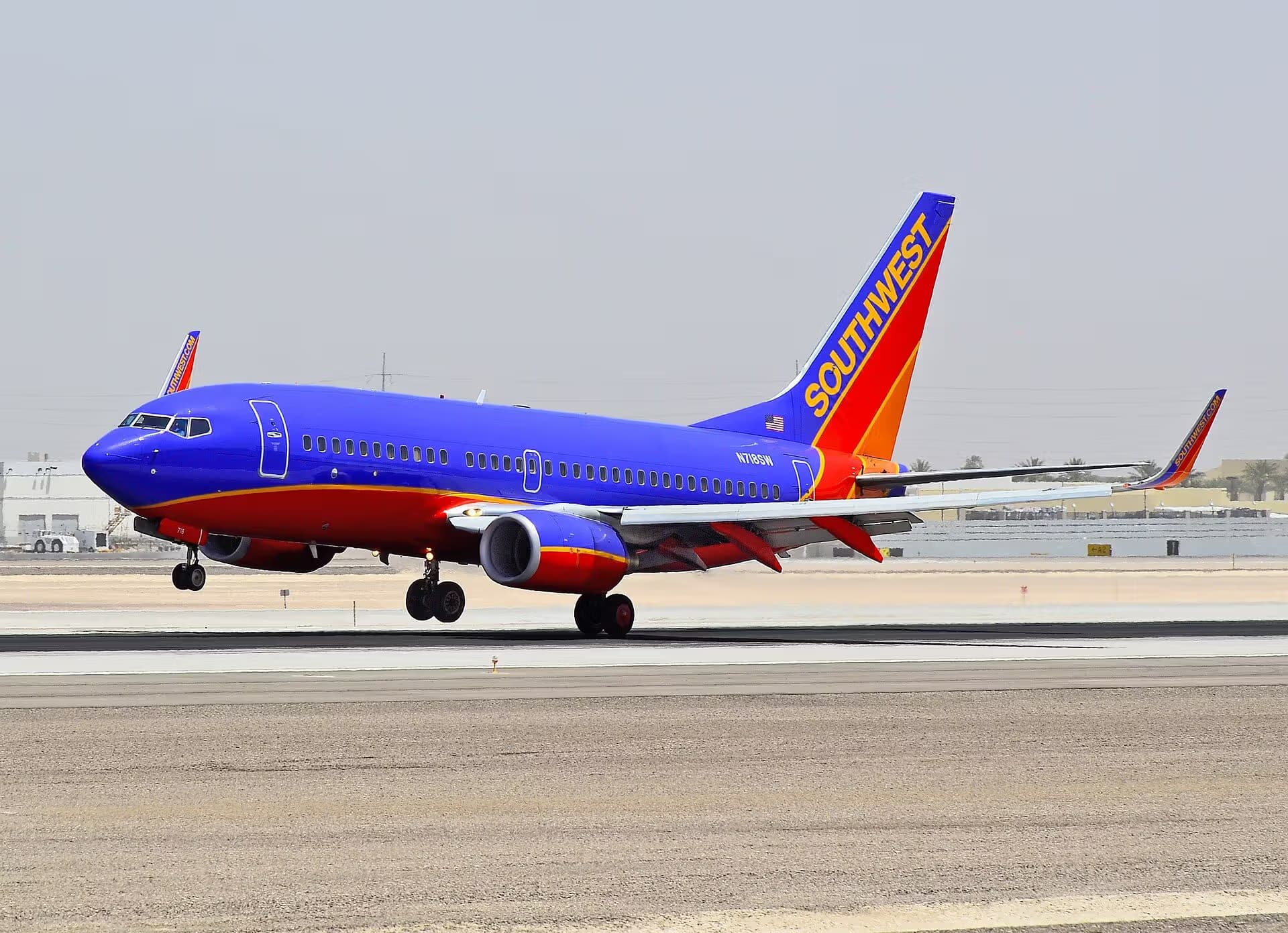 N718SW — Boeing