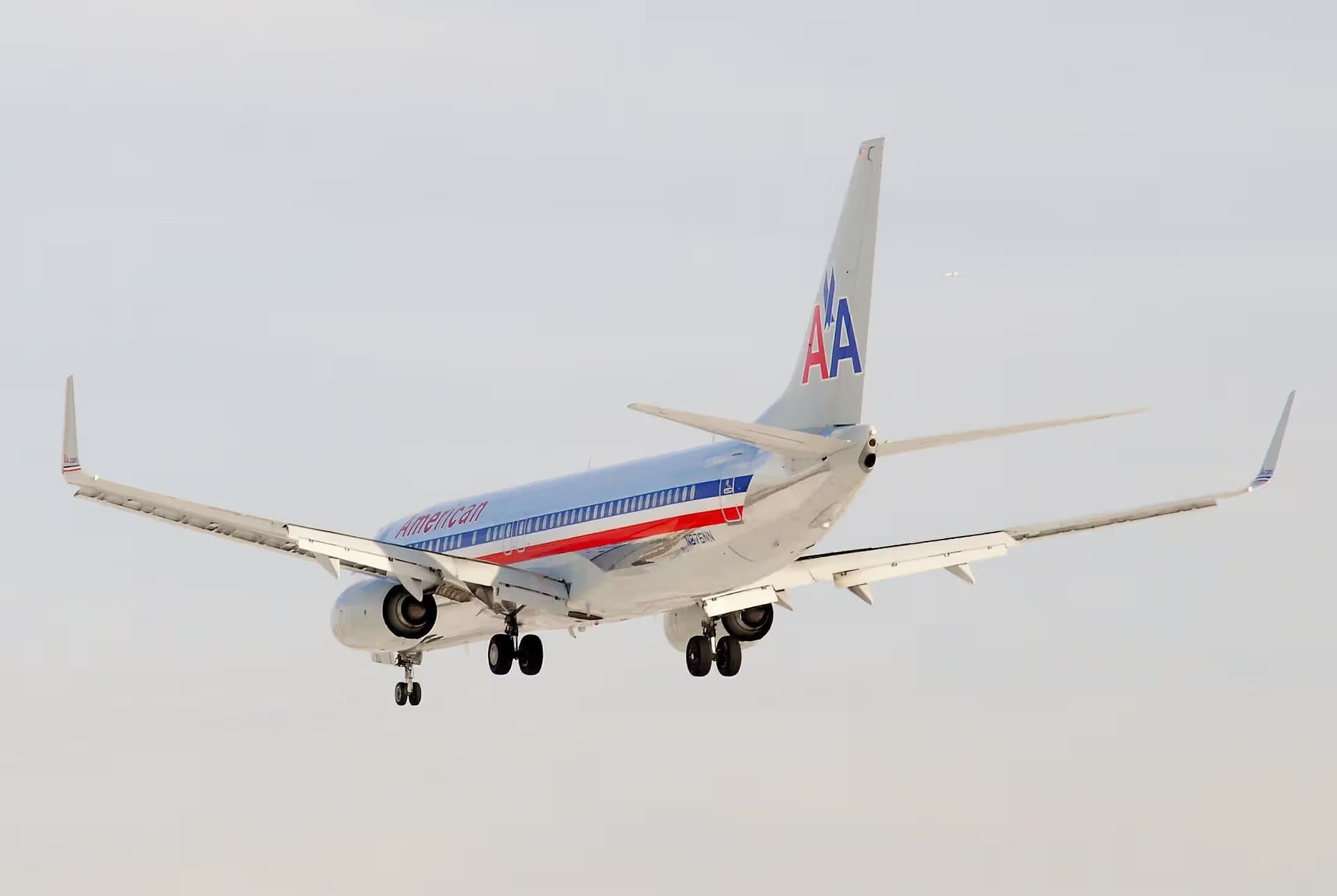 N876NN — Twin-engine aircraft