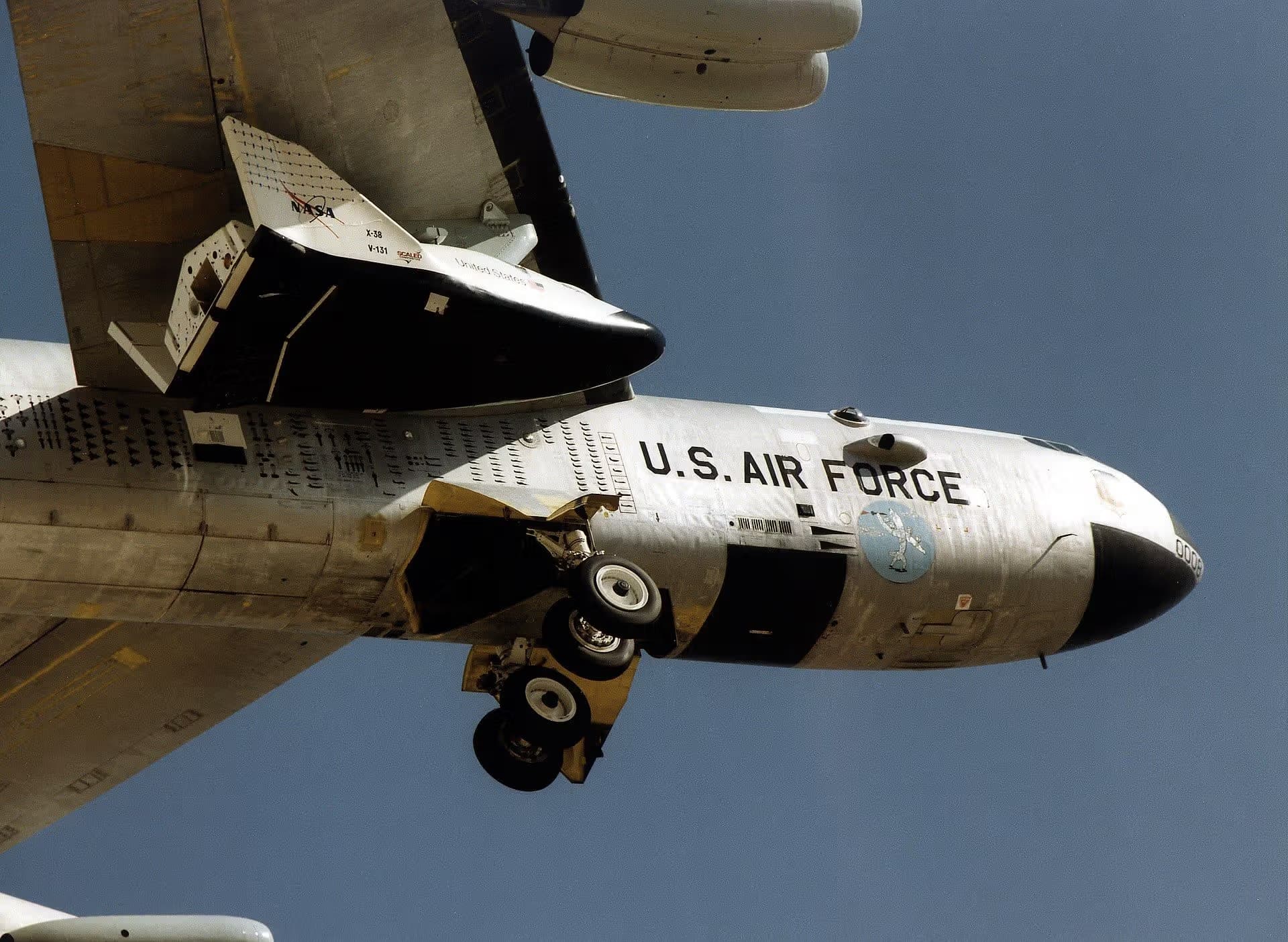 Unidentified — Aircraft