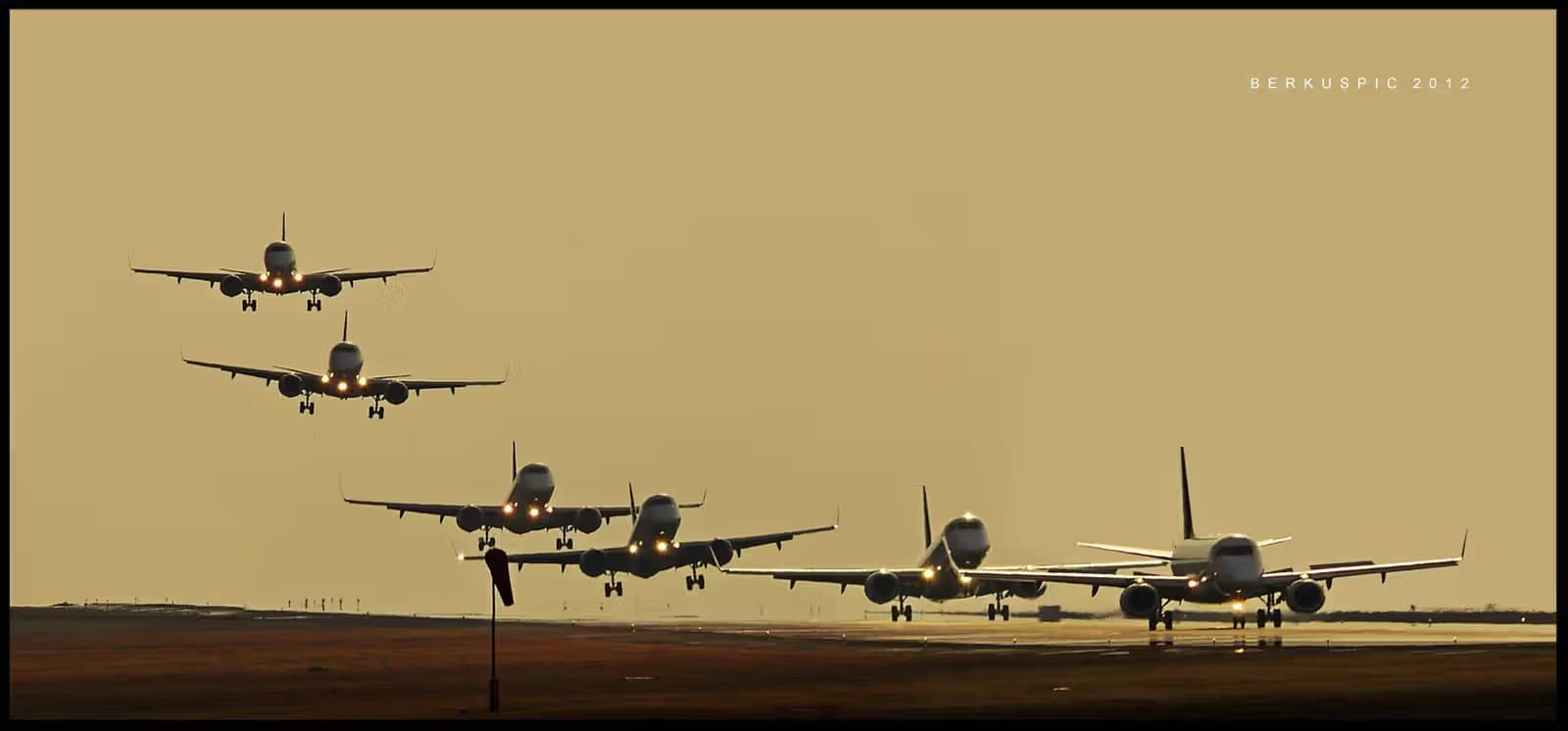 N937TA — Twin-engine aircraft