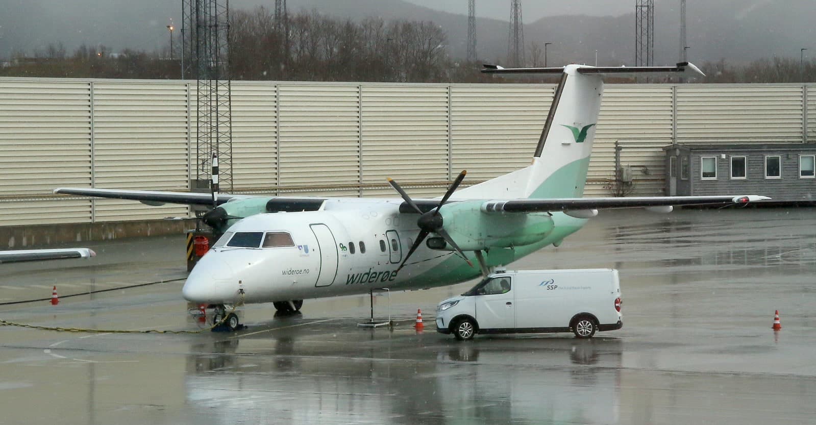 LN-WIN — Aircraft
