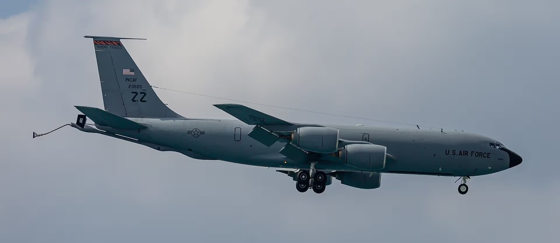 Unidentified — Boeing