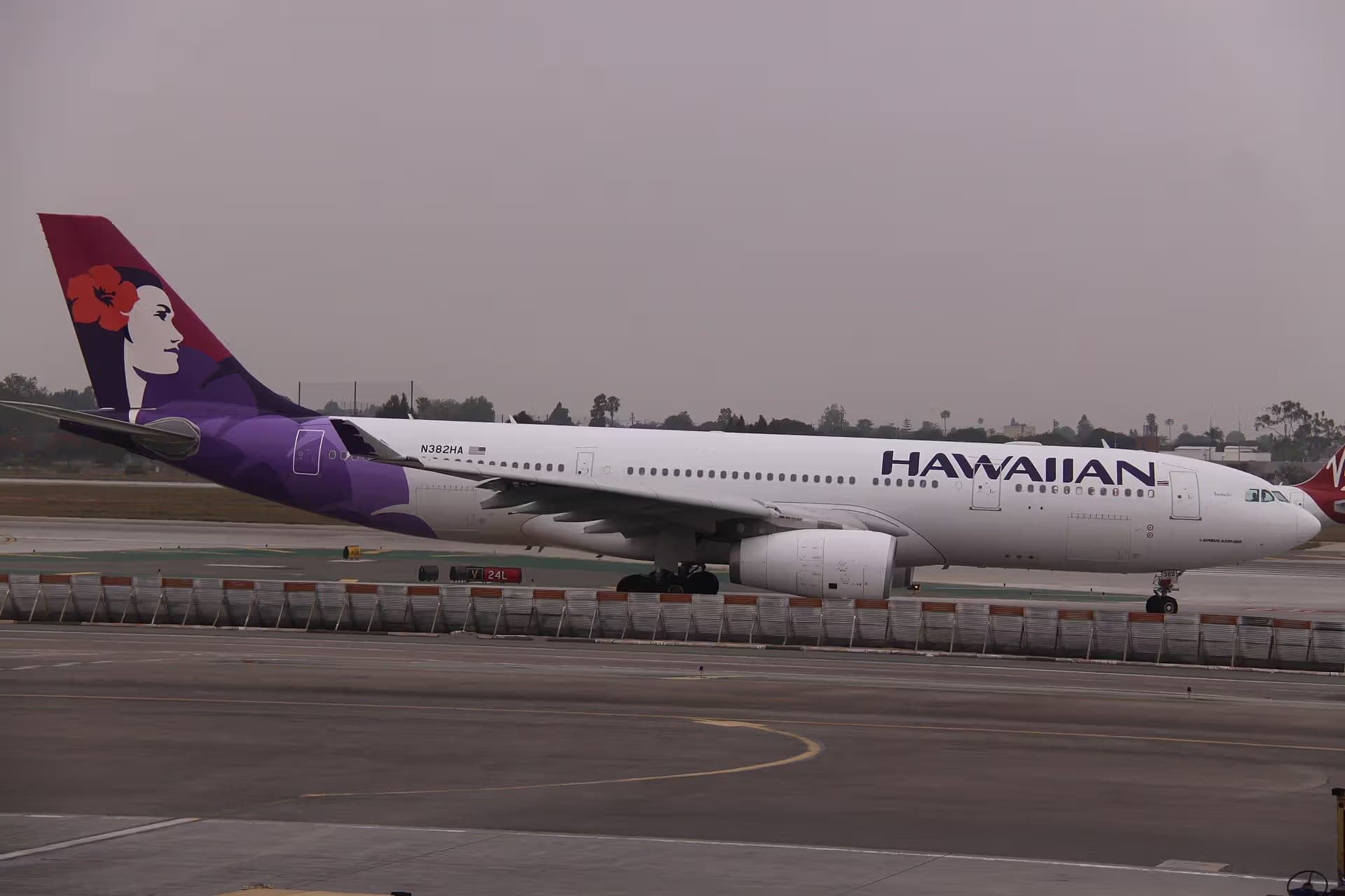 N382HA — Airbus