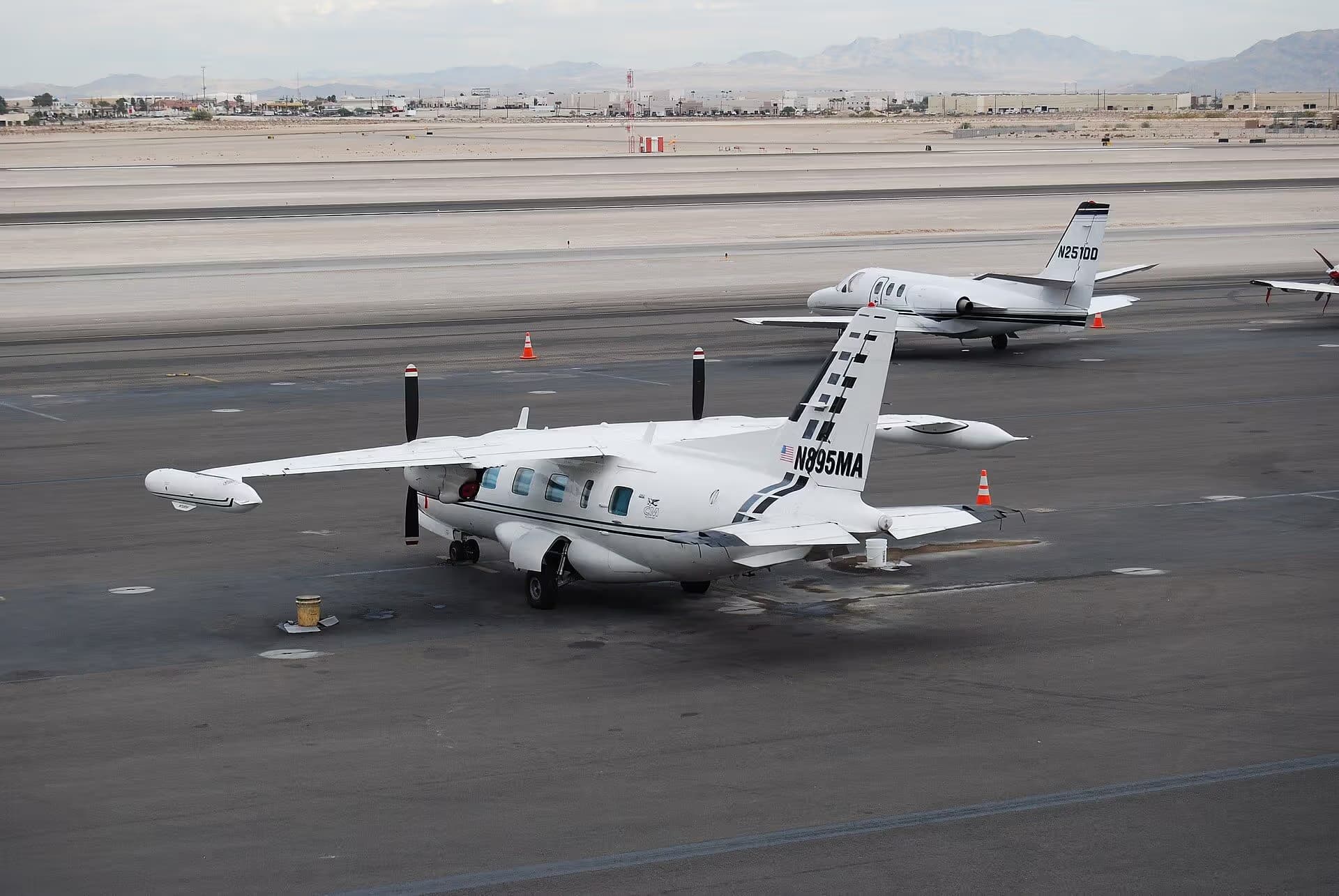 N895MA — Business jet