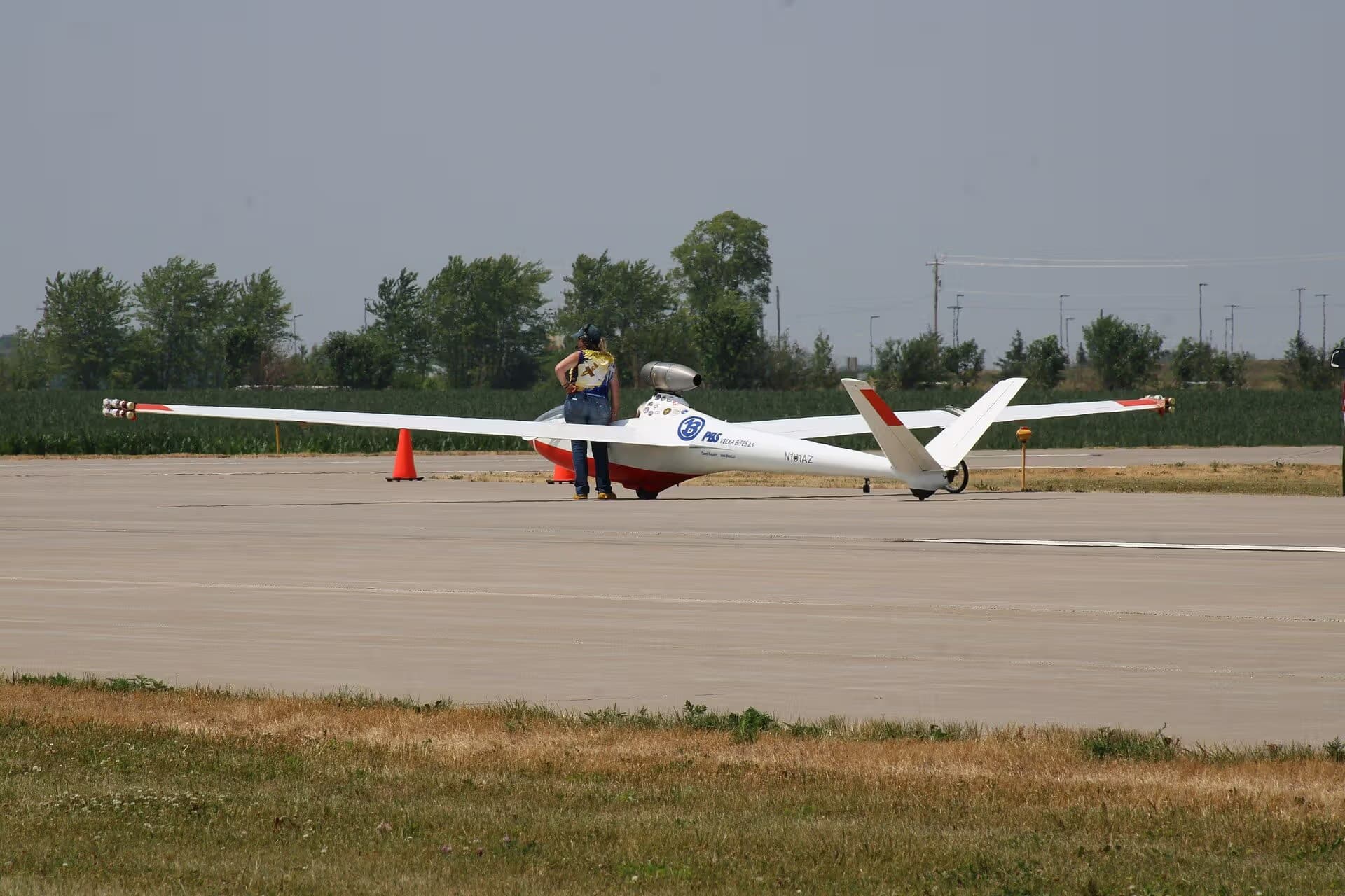 N101AZ — Glider