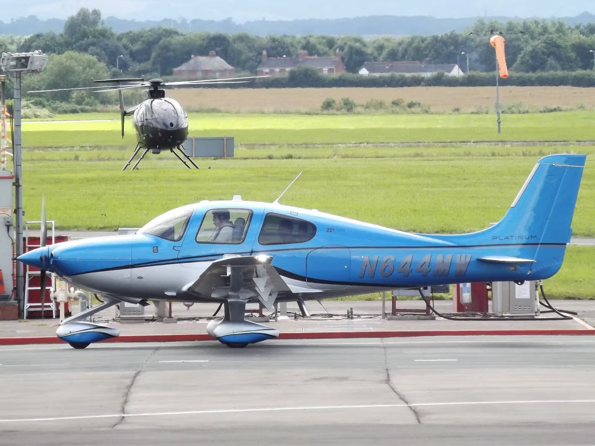 N644MW — Cirrus