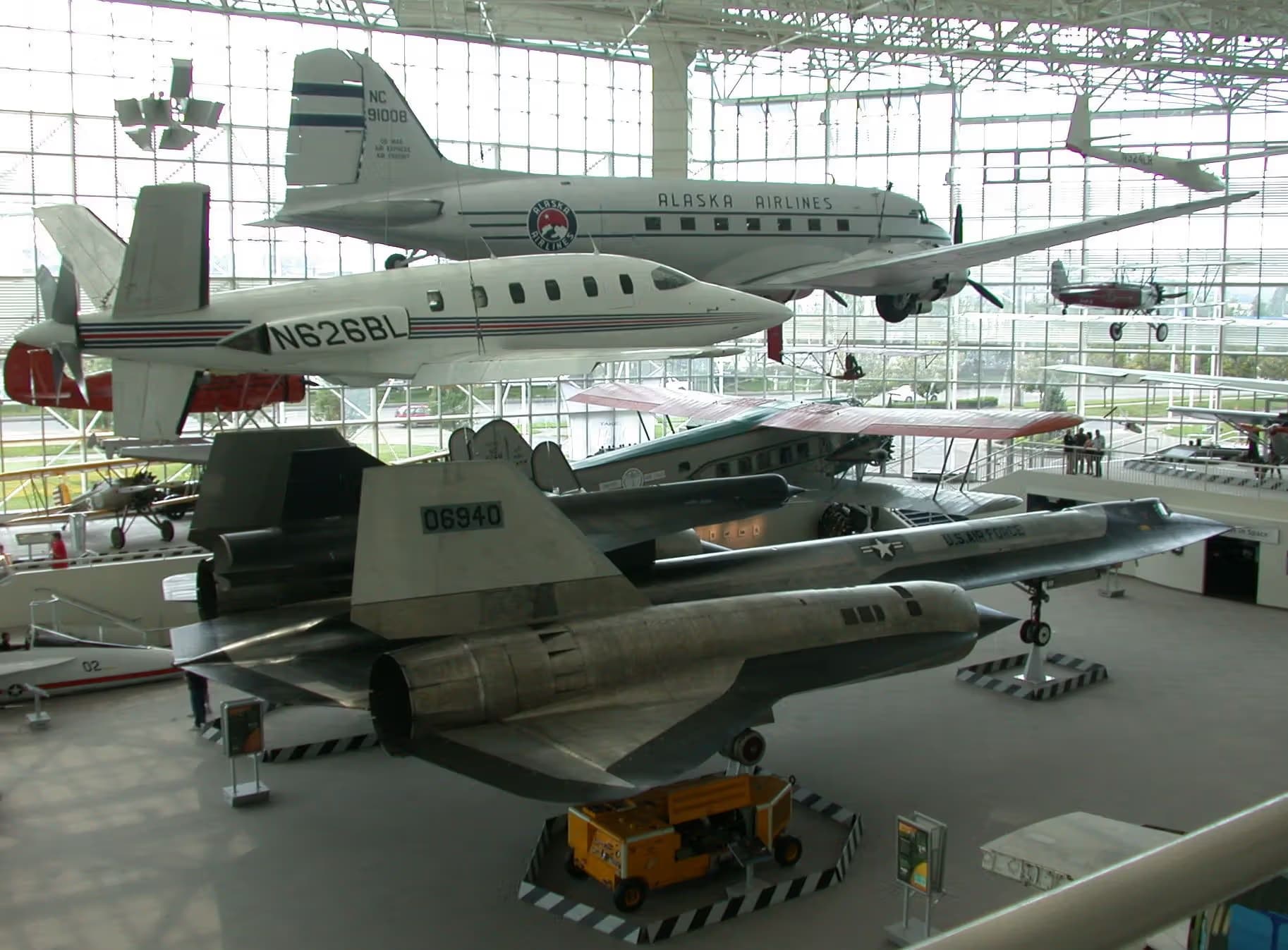 Unidentified — Business jet
