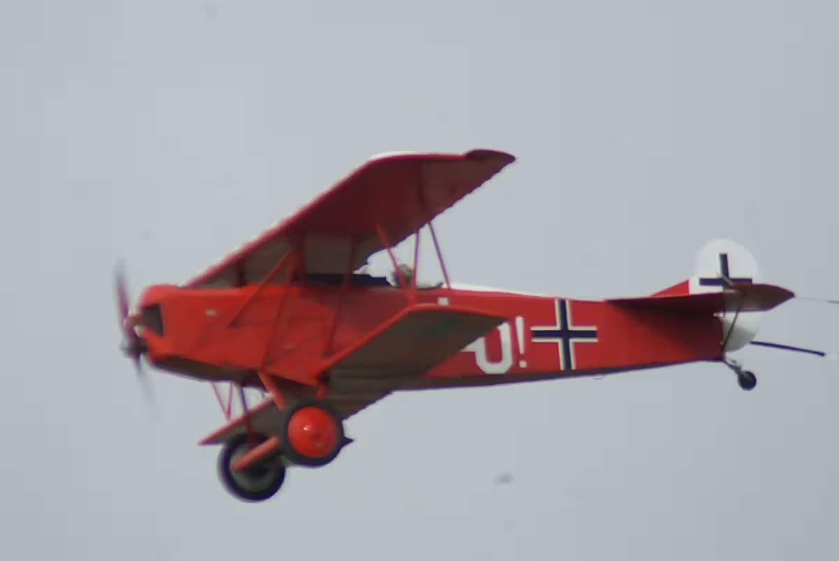 Unidentified — Single-engine aircraft