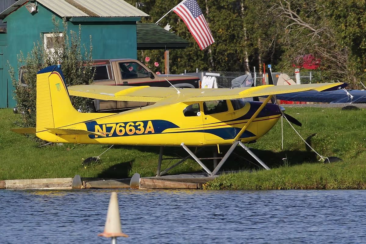 N7663A — Cessna