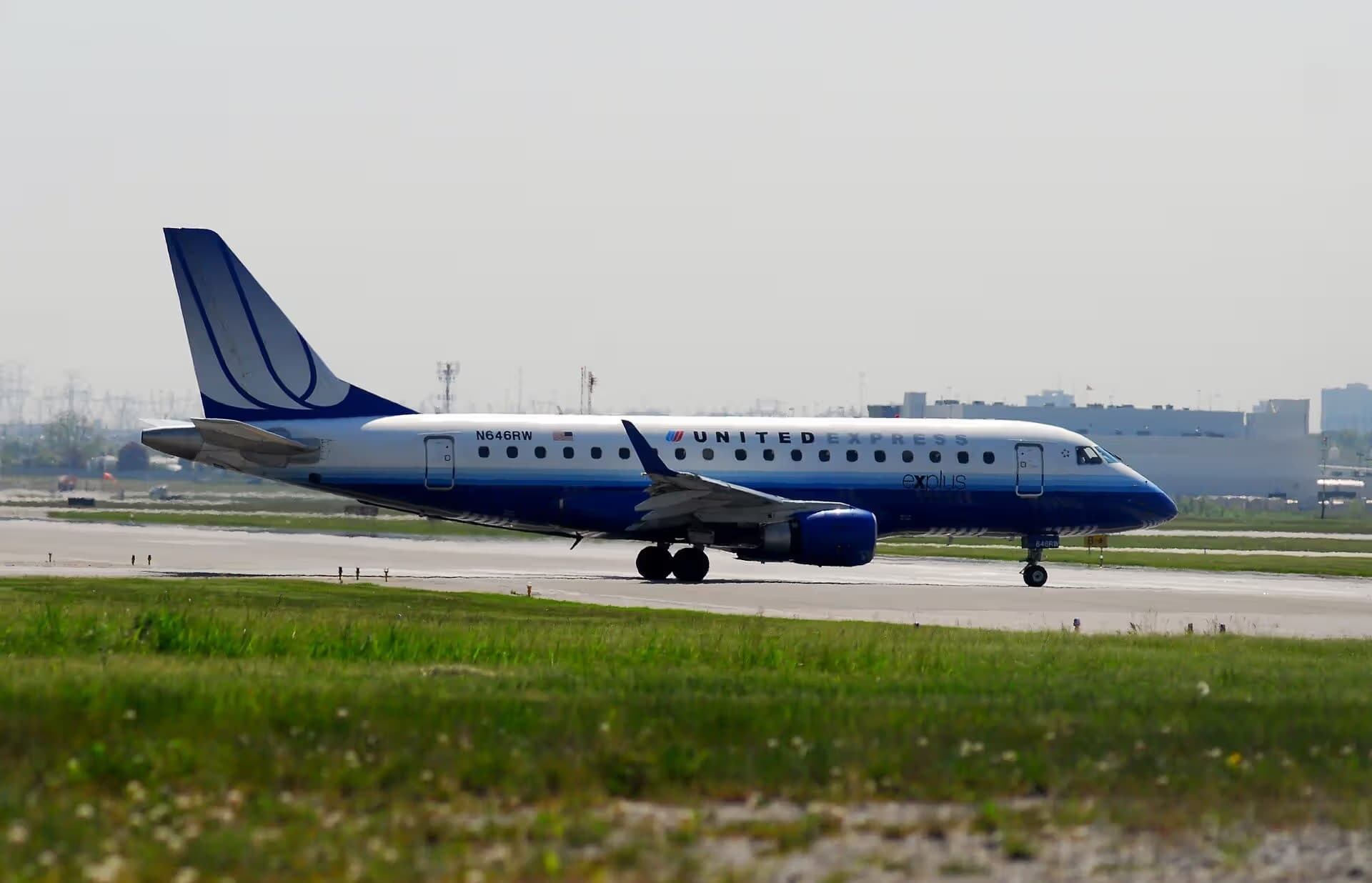 N646RW — Embraer