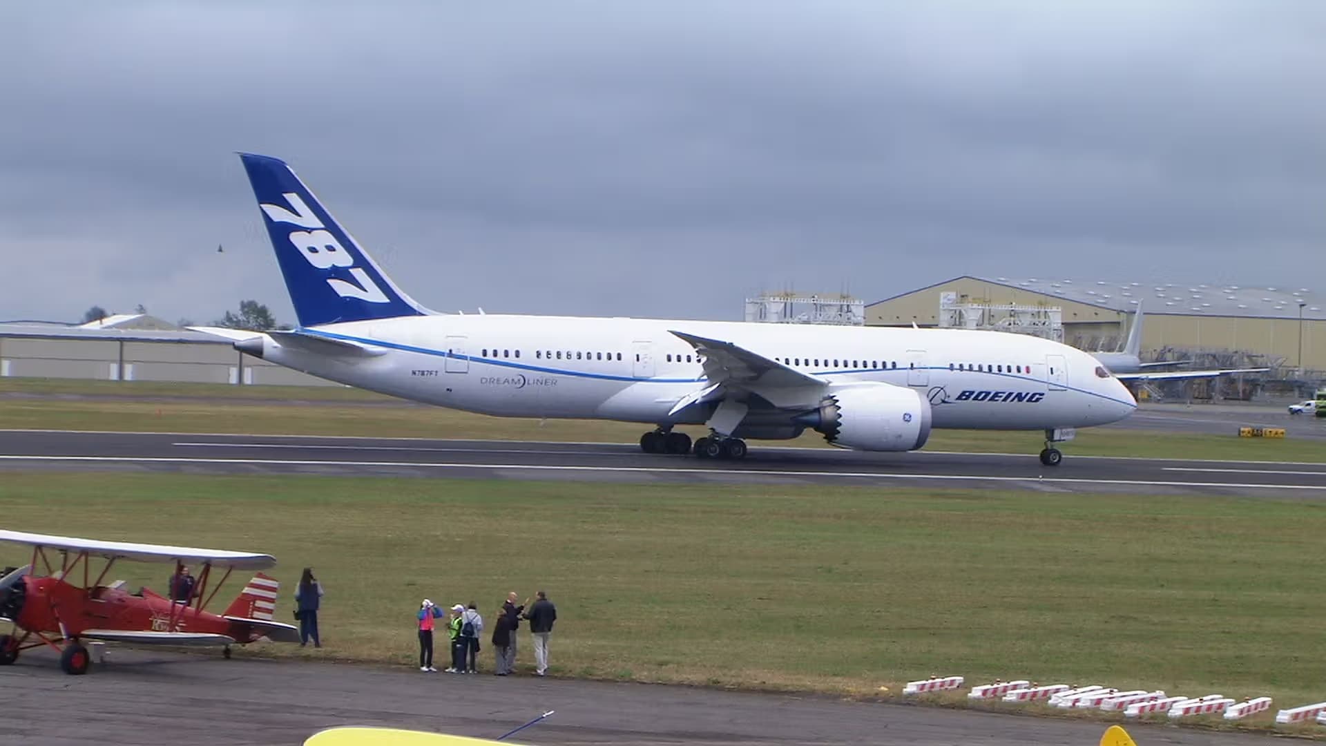N787FT — Boeing