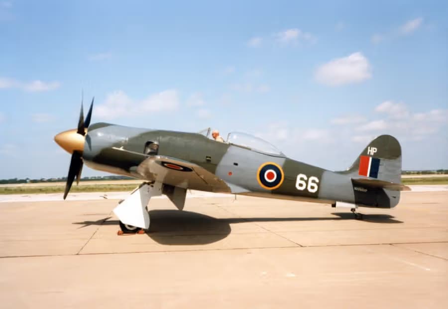 Unidentified — Warbird