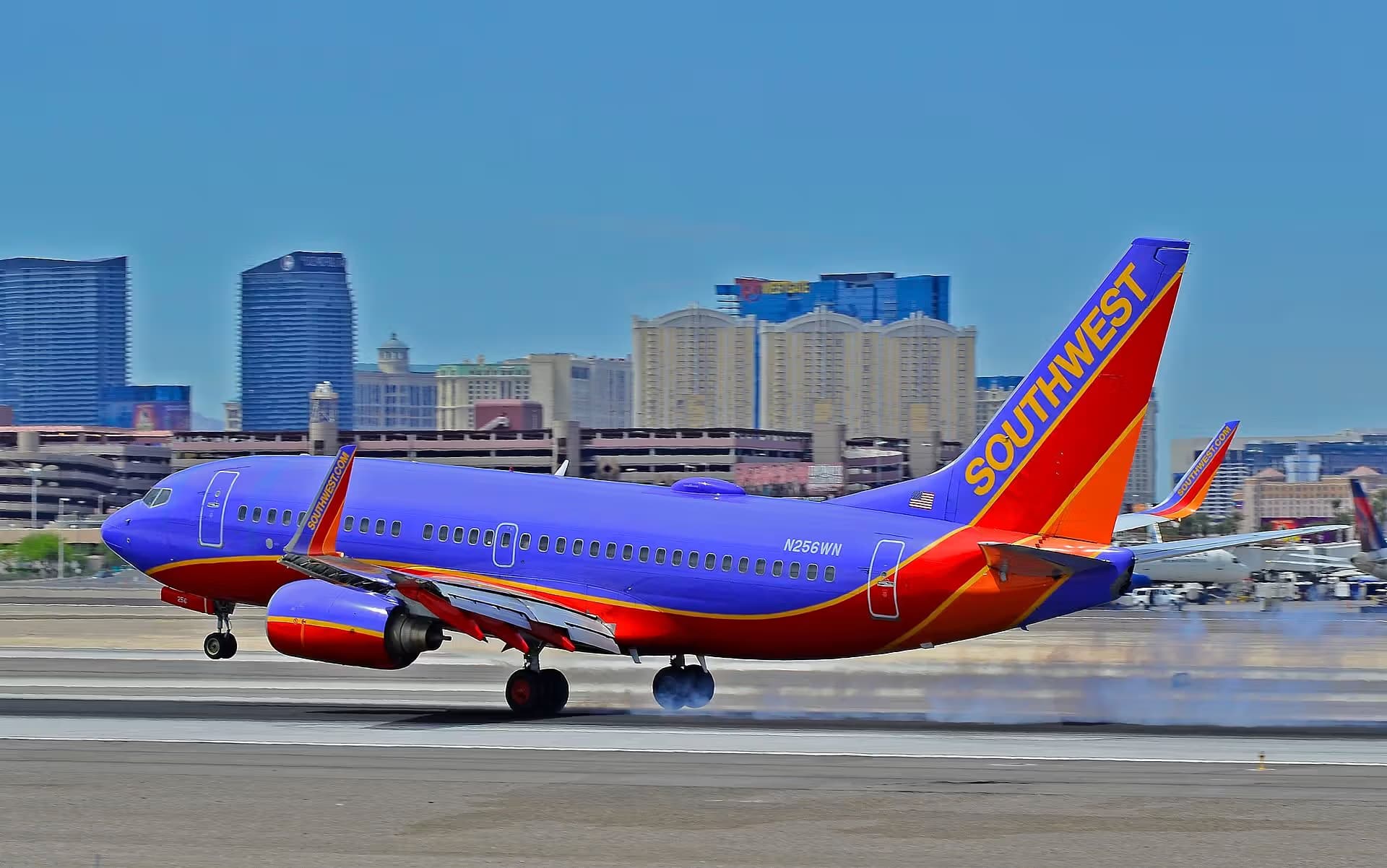 N256WN — Boeing