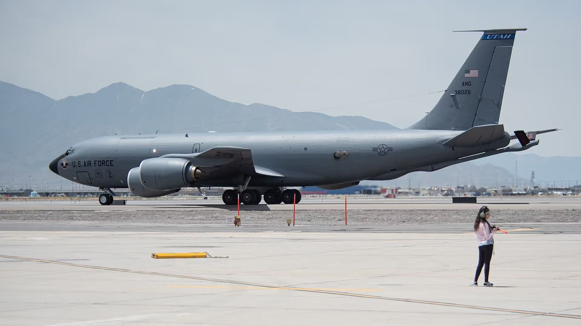 Unidentified — Boeing