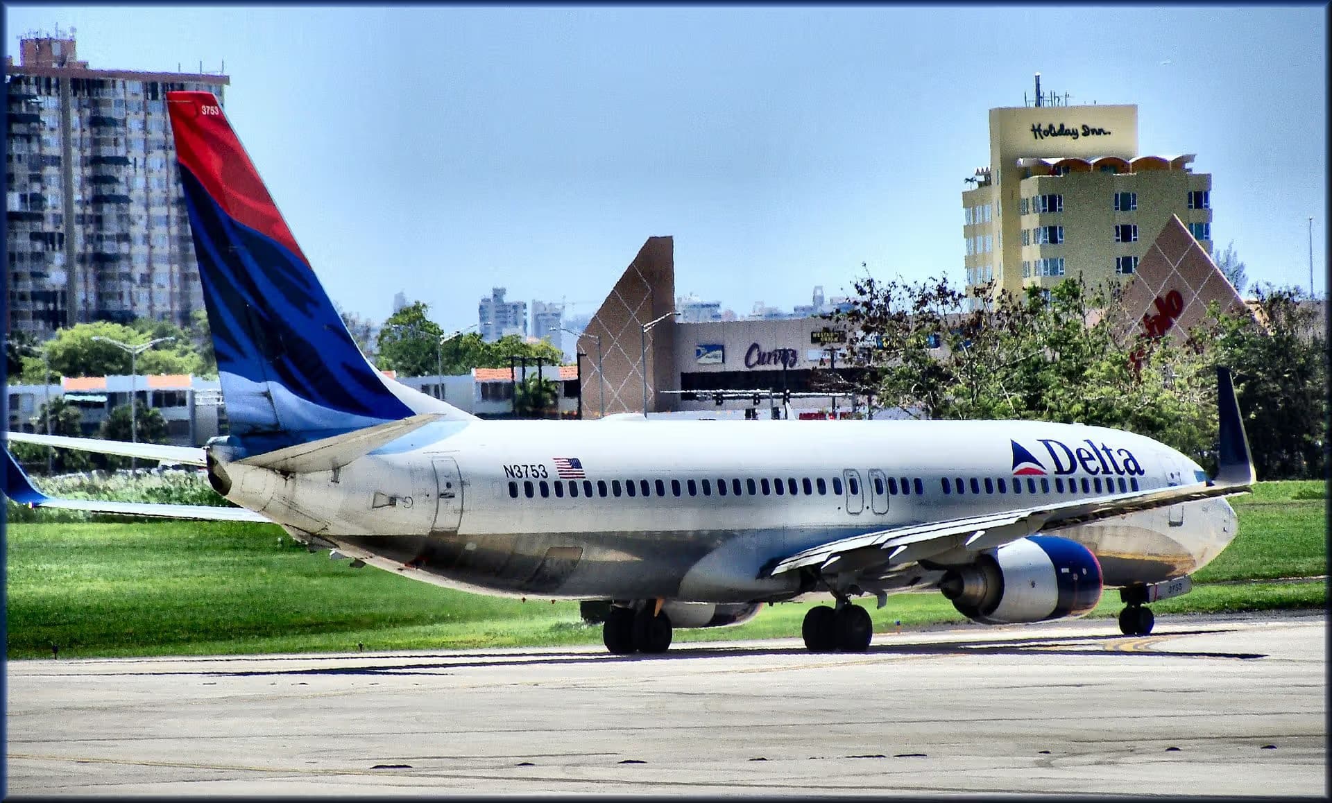 N3753 — Boeing