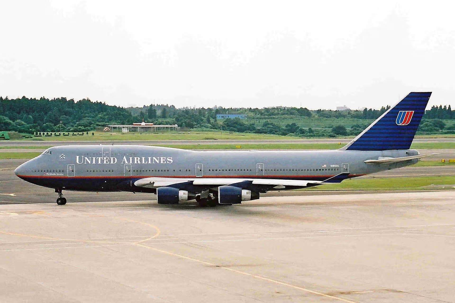 N185UA — Boeing