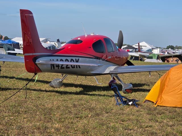 N422GK — Cirrus SR22