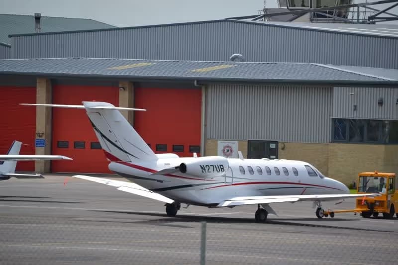 N27UB — Business jet
