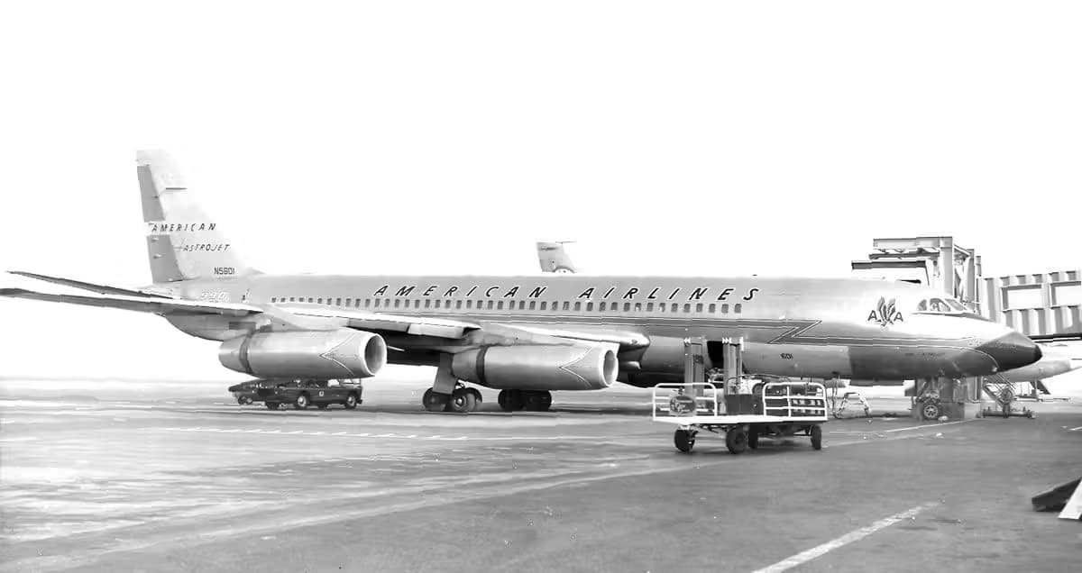 N5601 — Boeing