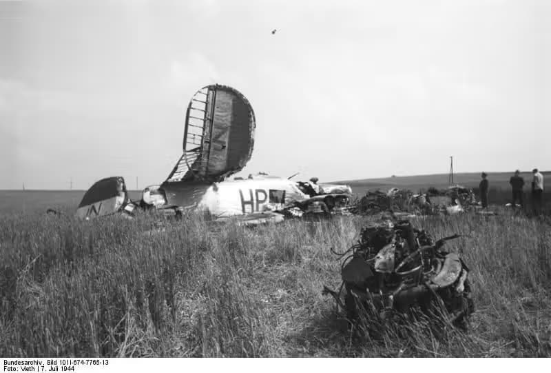 Unidentified — Aircraft
