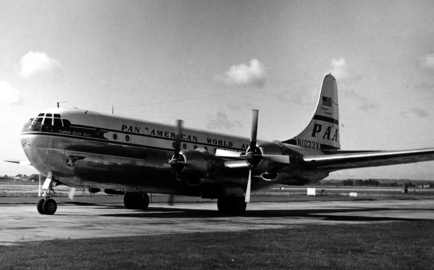 N1033V — Aircraft
