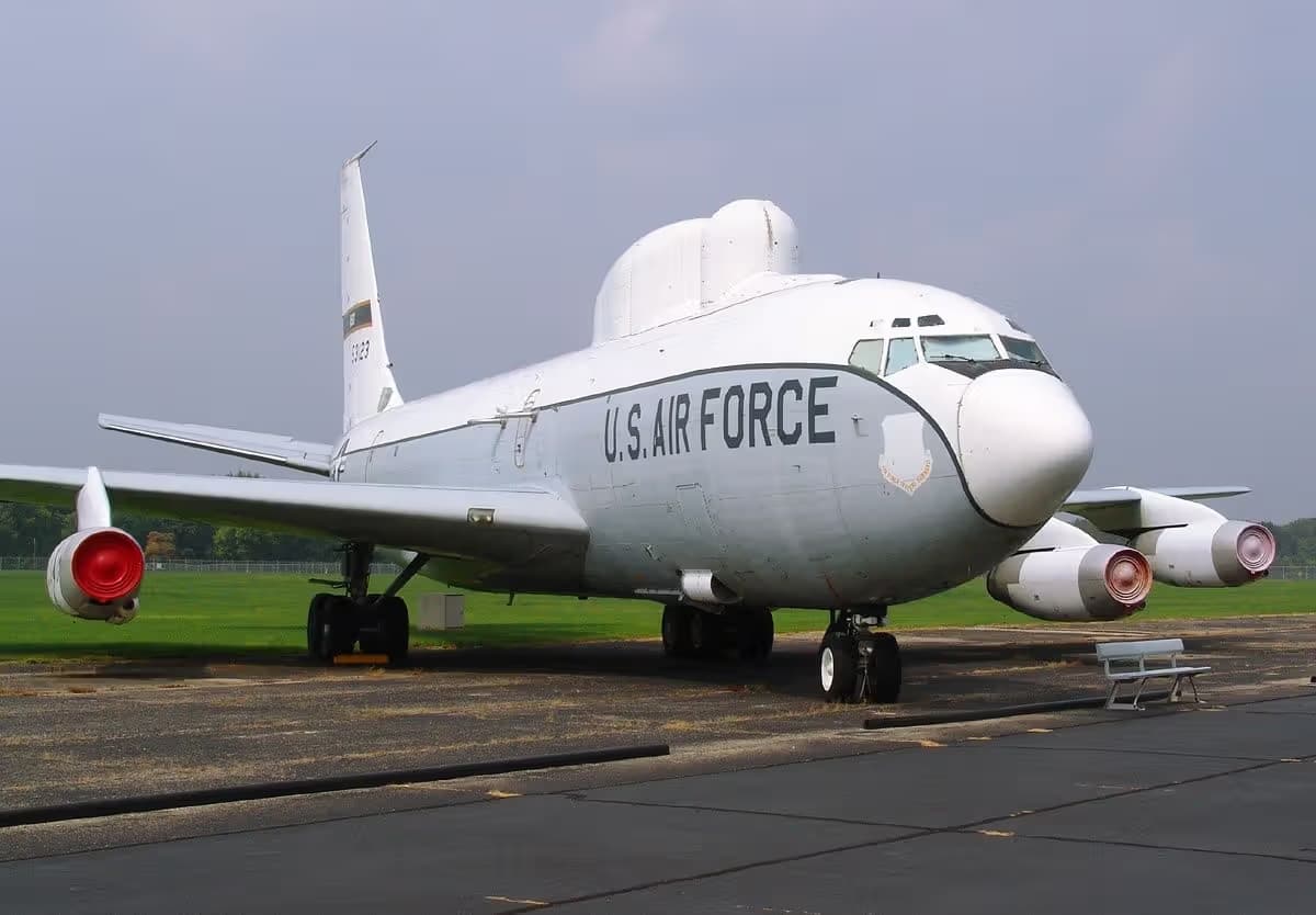 Unidentified — Aircraft