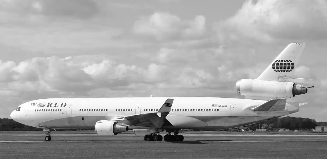 N804DE — Douglas