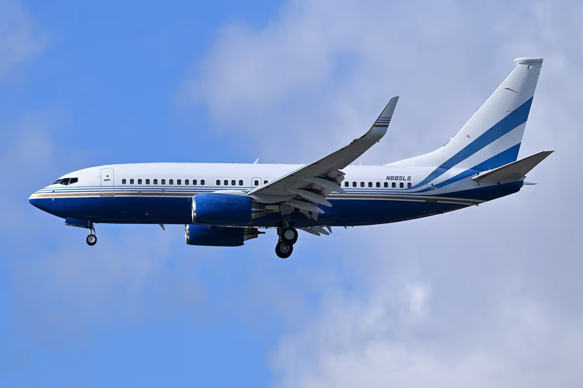 N885LS — Aircraft