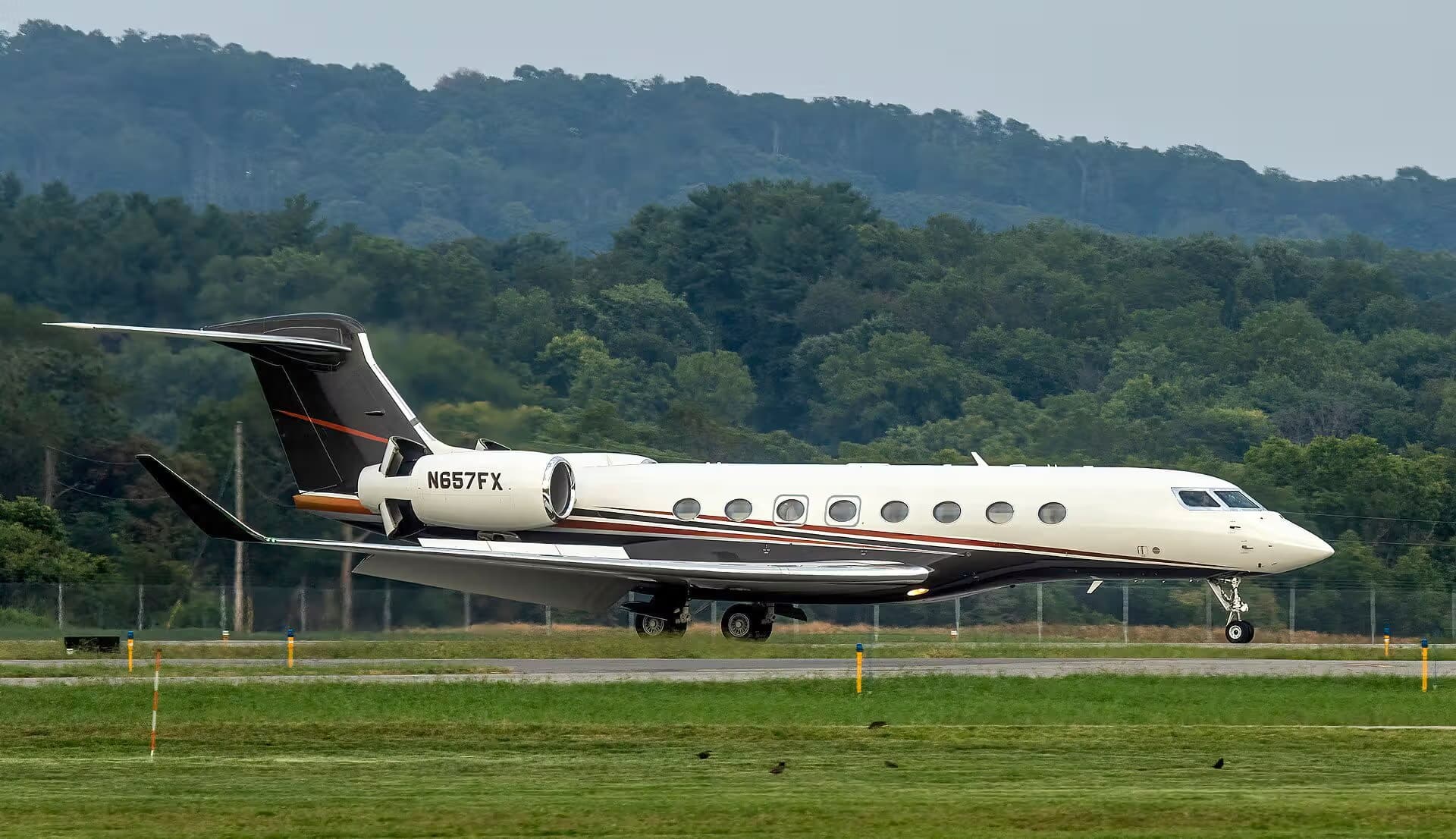 N657FX — Gulfstream