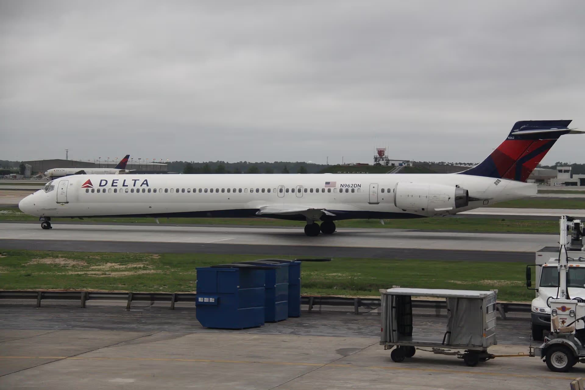 N962DN — Aircraft