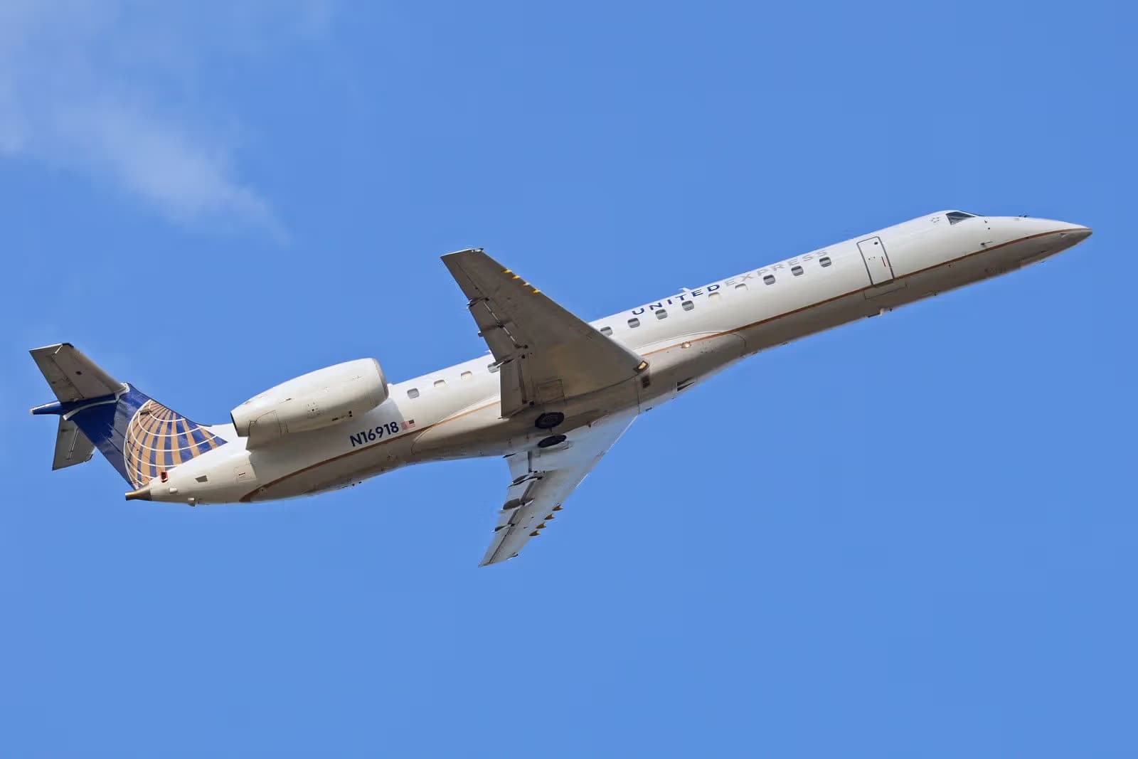N16918 — Aircraft