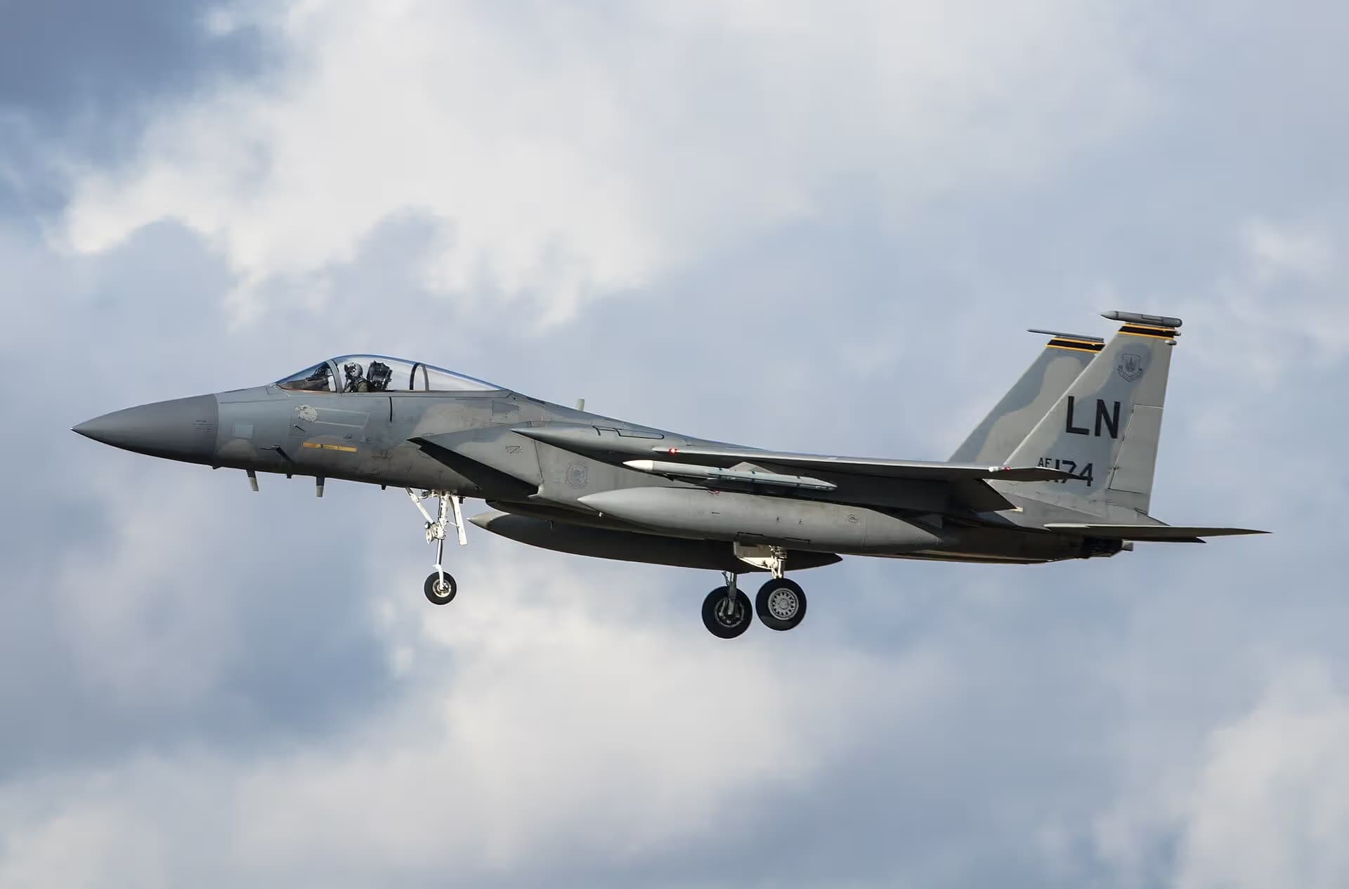Unidentified — Aircraft